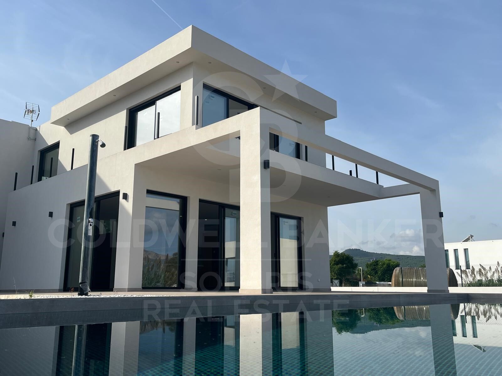 Villa pasiva de nueva construcción en Piver, Jávea - Diseño moderno con impresionantes vistas al Montgó