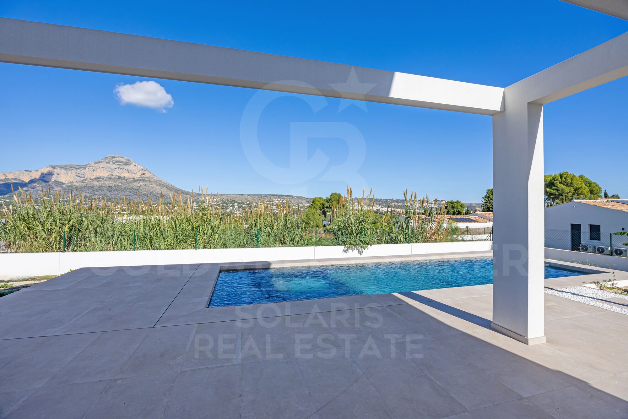Neu gebaute Passivvilla in Piver, Jávea - modernes Design mit herrlichem Blick auf Montgó