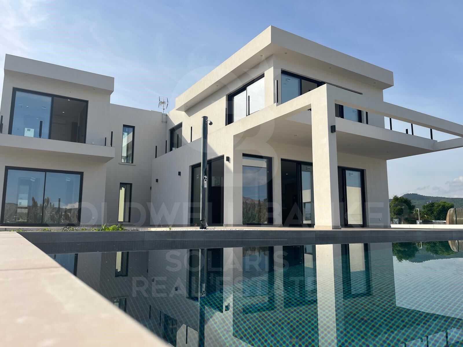 Neu gebaute Passivvilla in Piver, Jávea - modernes Design mit herrlichem Blick auf Montgó