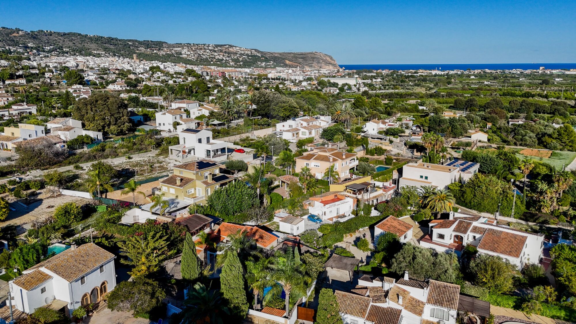Komplett renovierte Finca mit Gästehaus, Pool und Bali-Vibe in der Nähe der Altstadt von Jávea
