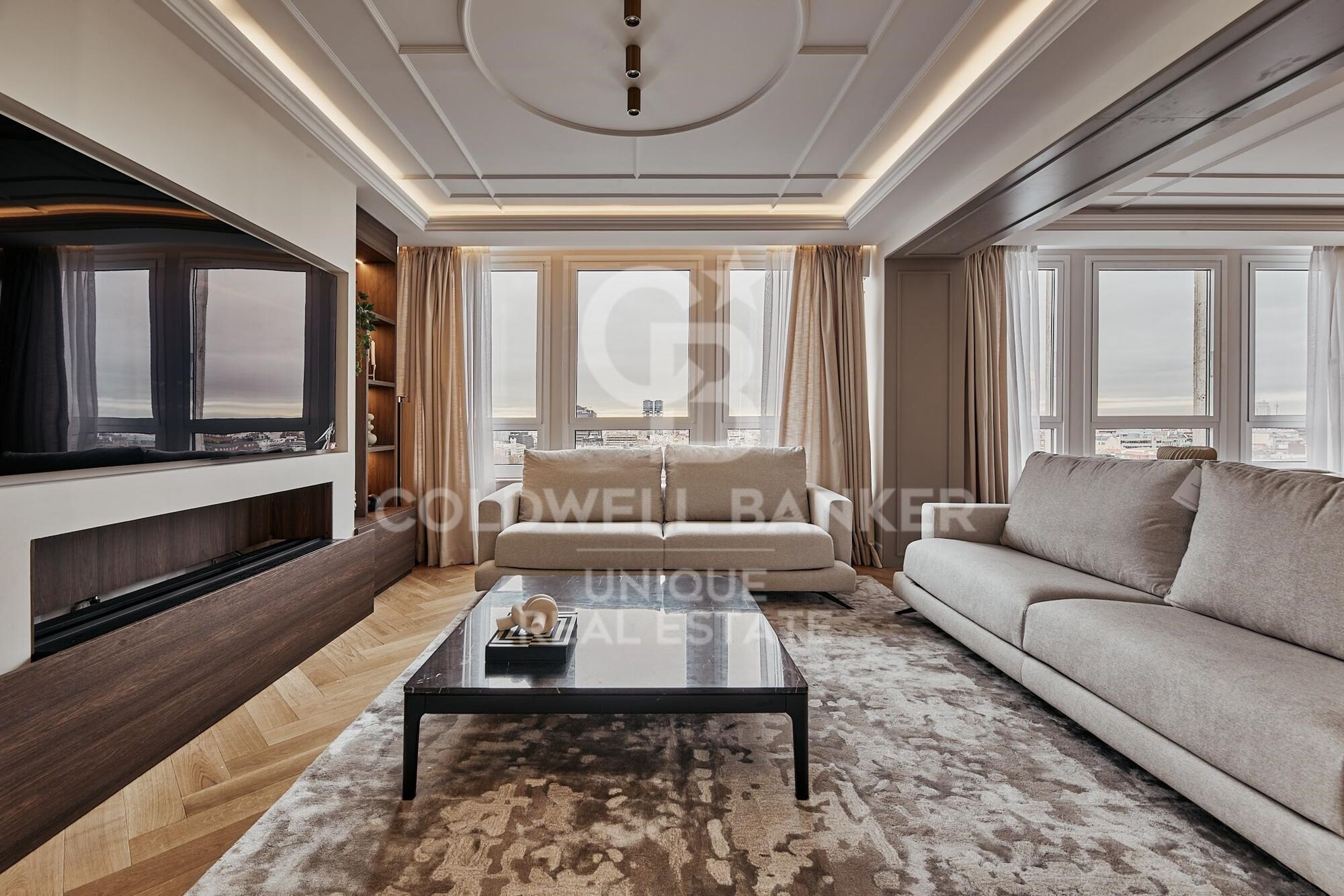 Piso exterior con 5 dormitorios en el Viso