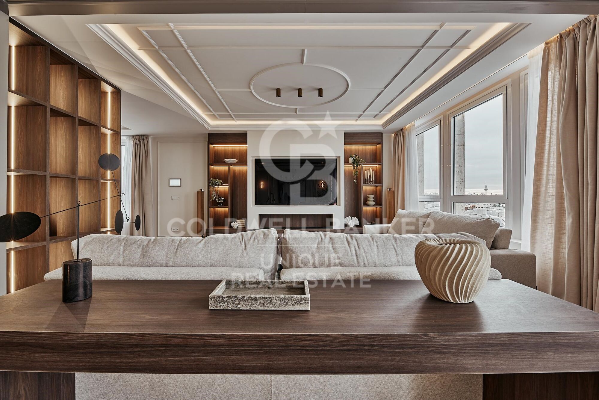 Piso exterior con 5 dormitorios en el Viso