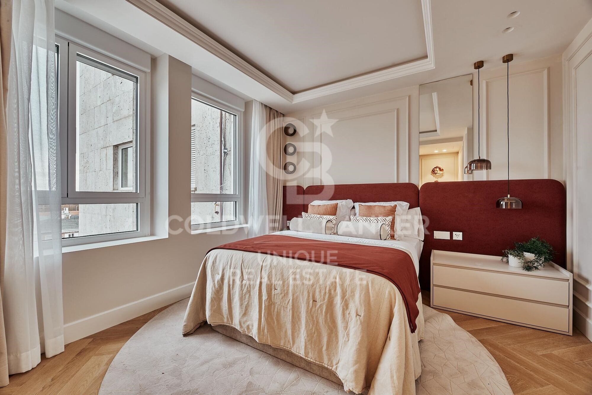 Piso exterior con 5 dormitorios en el Viso