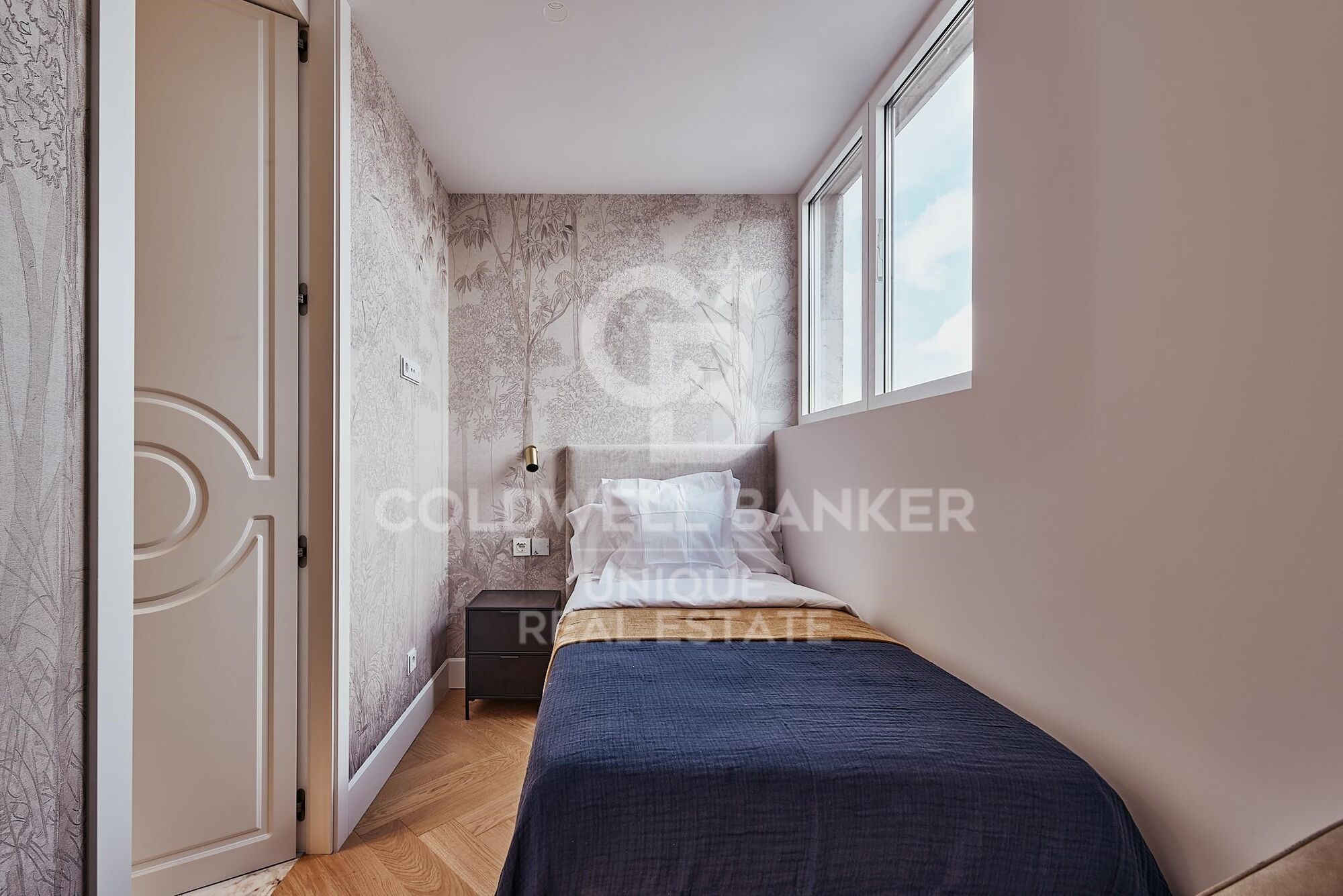 Piso exterior con 5 dormitorios en el Viso