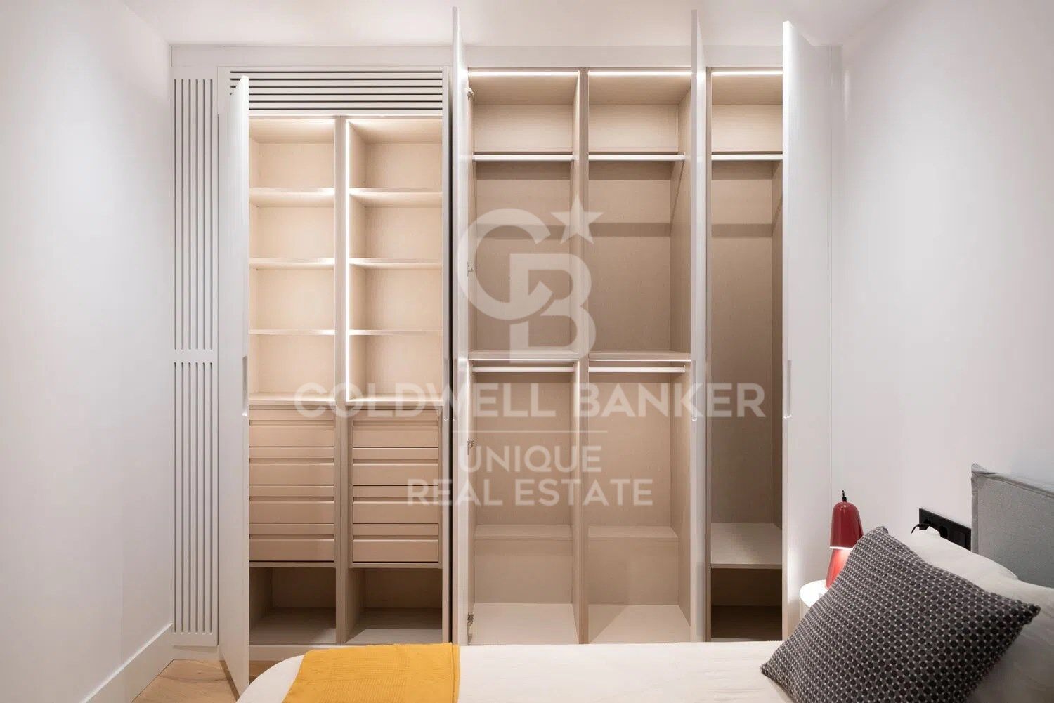 Appartement extérieur neuf de 2 chambres au centre de Madrid