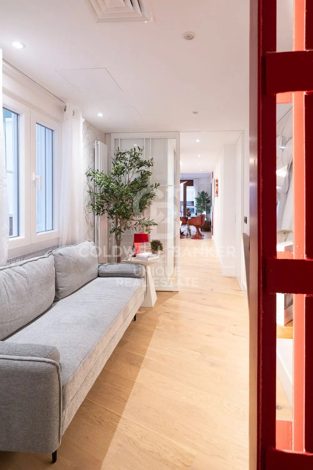 Brand-new exterior apartment with 2 bedrooms in the centre of Madrid