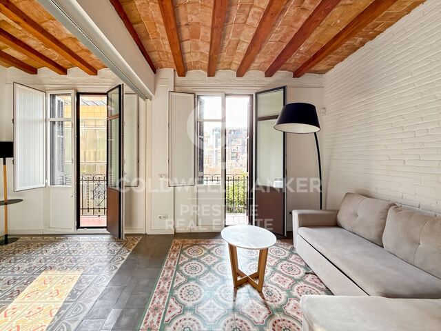 Piso reformado en venta - Vila de Gràcia, Barcelona