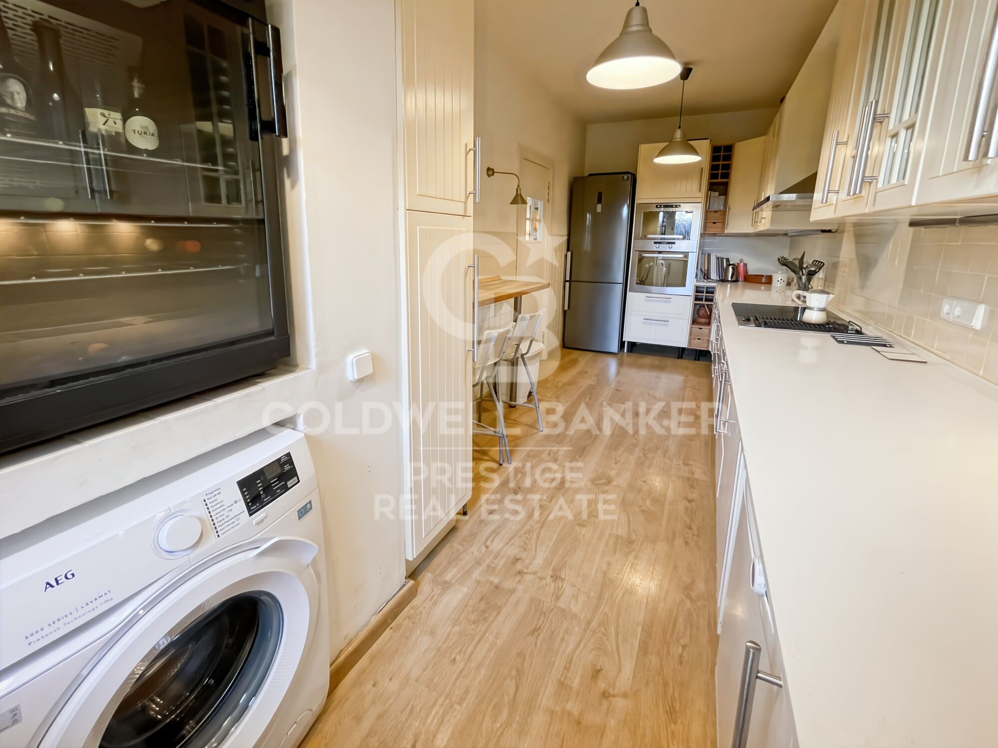 Spectaculaire appartement avec terrasse de 50 m2 et parking privé près de Francesc Macià, Barcelone