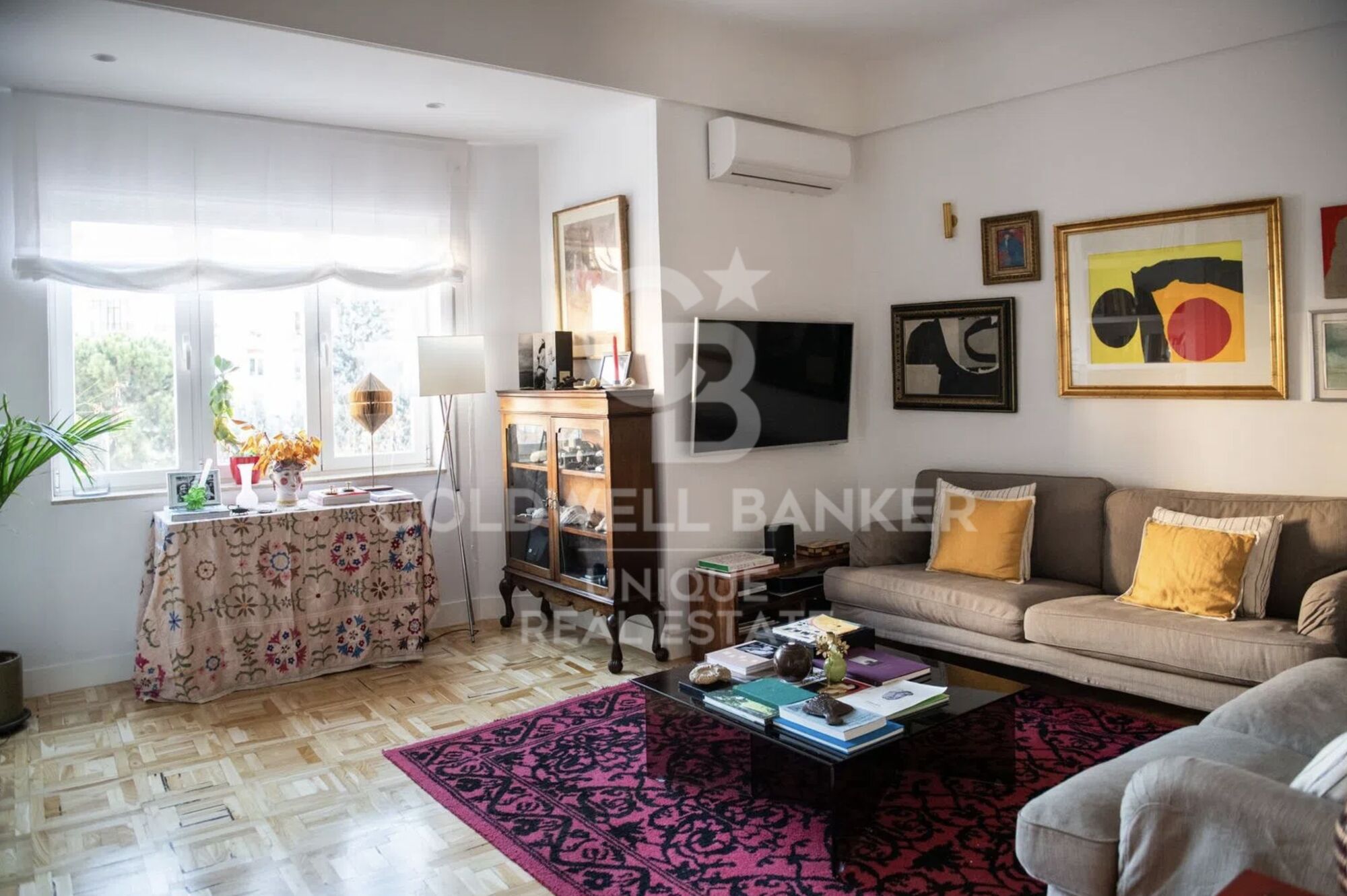 Piso exterior de 4 habitaciones y 2 terrazas en Trafalgar, Madrid