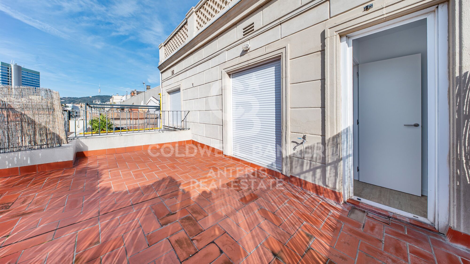 Luxury penthouse with two terraces and exceptional views