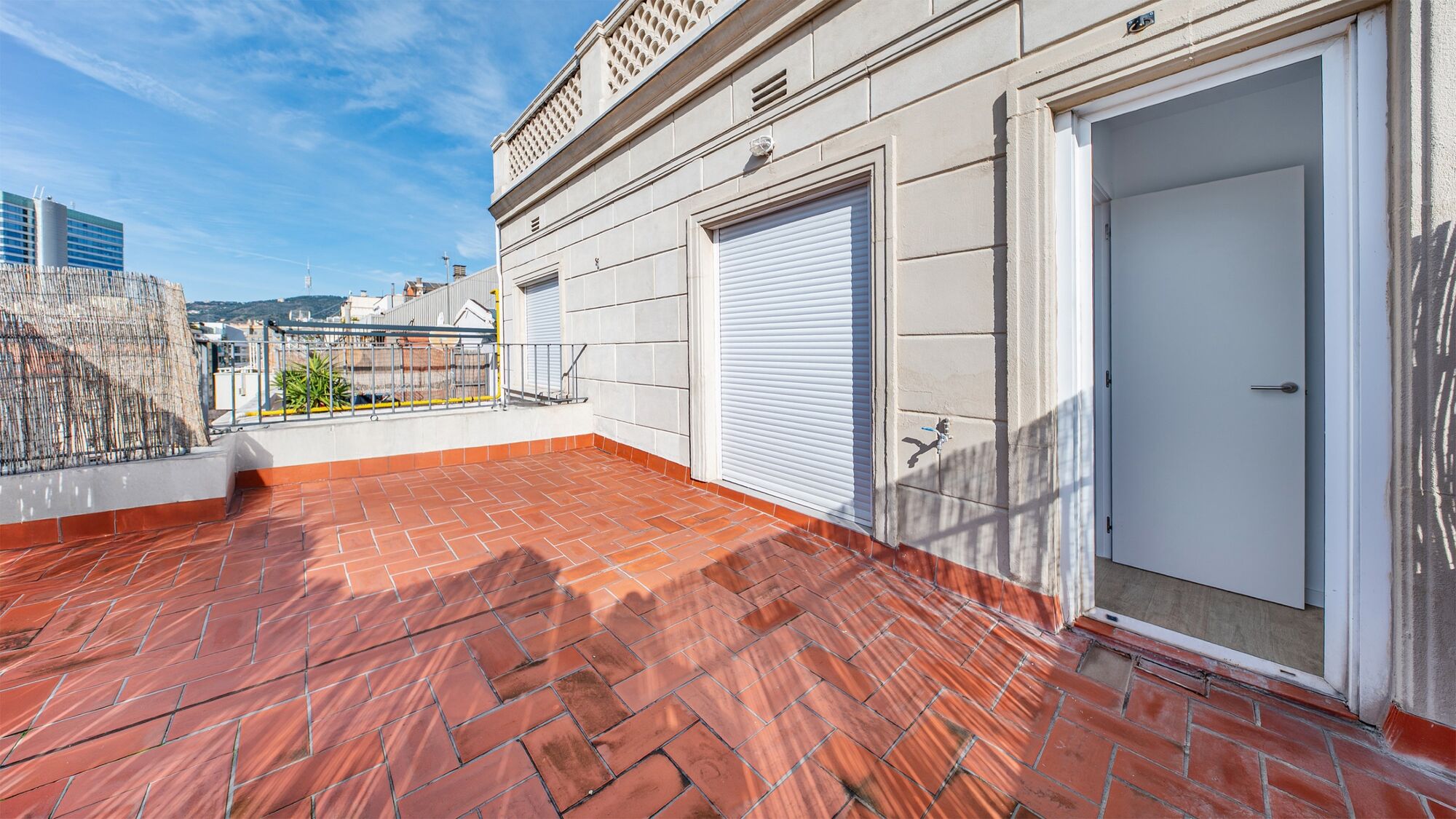 Luxury penthouse with two terraces and exceptional views