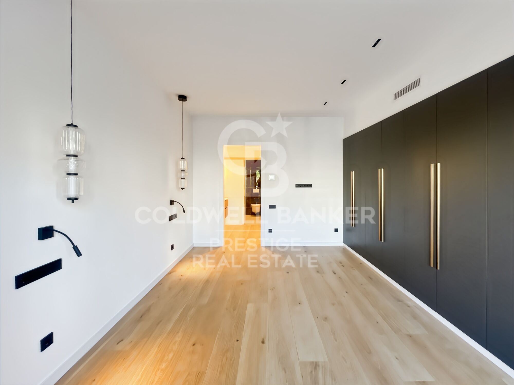 Brand new apartment just a few meters from Francesc Macià, Barcelona