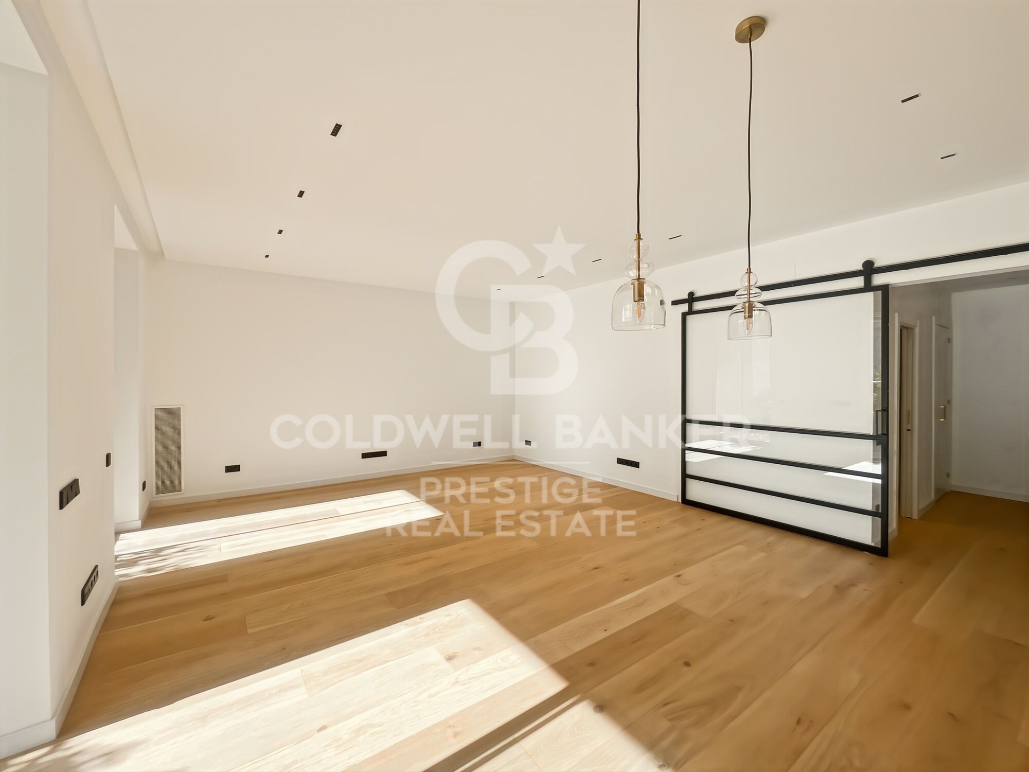 Brand new apartment just a few meters from Francesc Macià, Barcelona