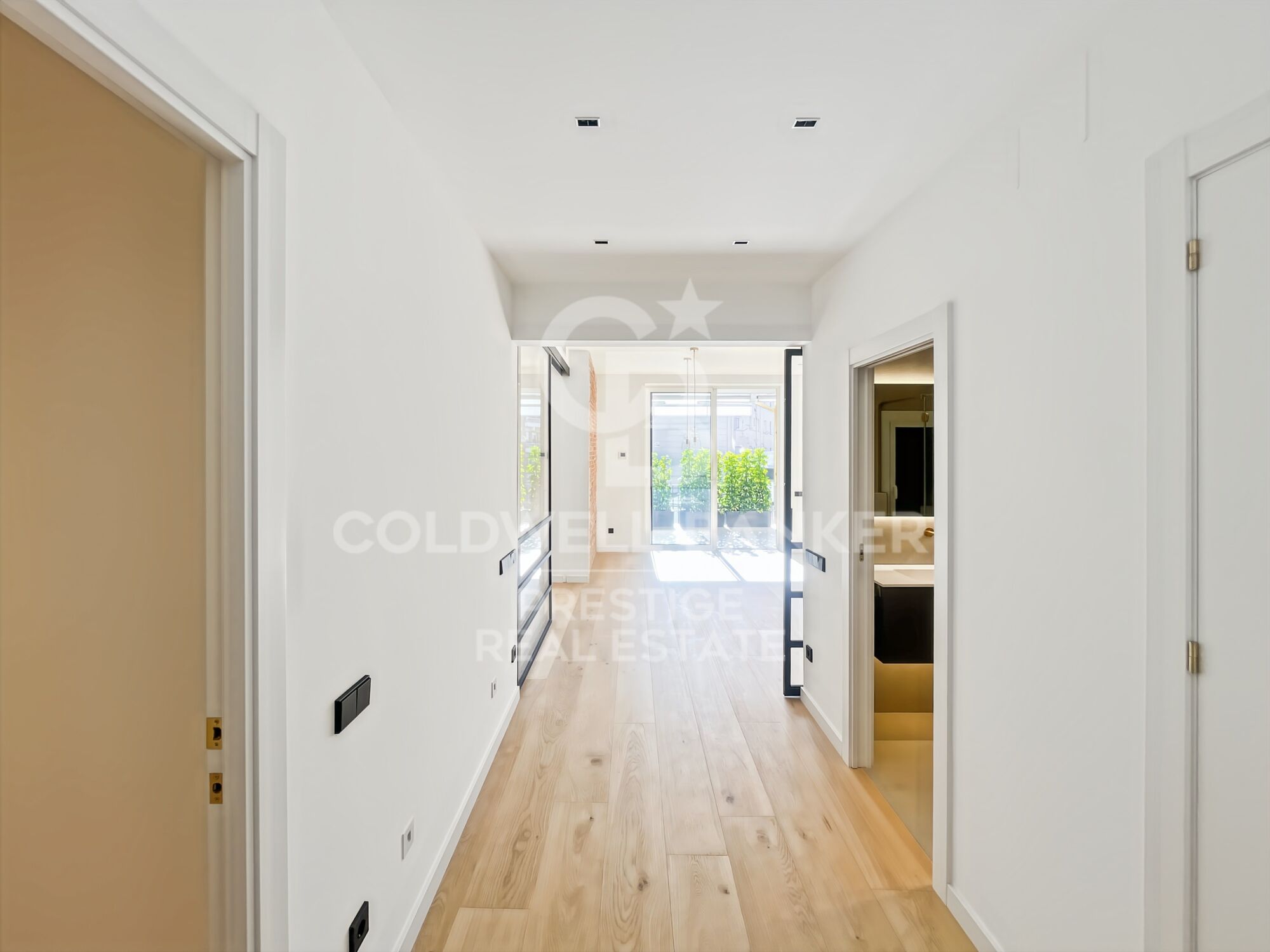 Brand new apartment just a few meters from Francesc Macià, Barcelona