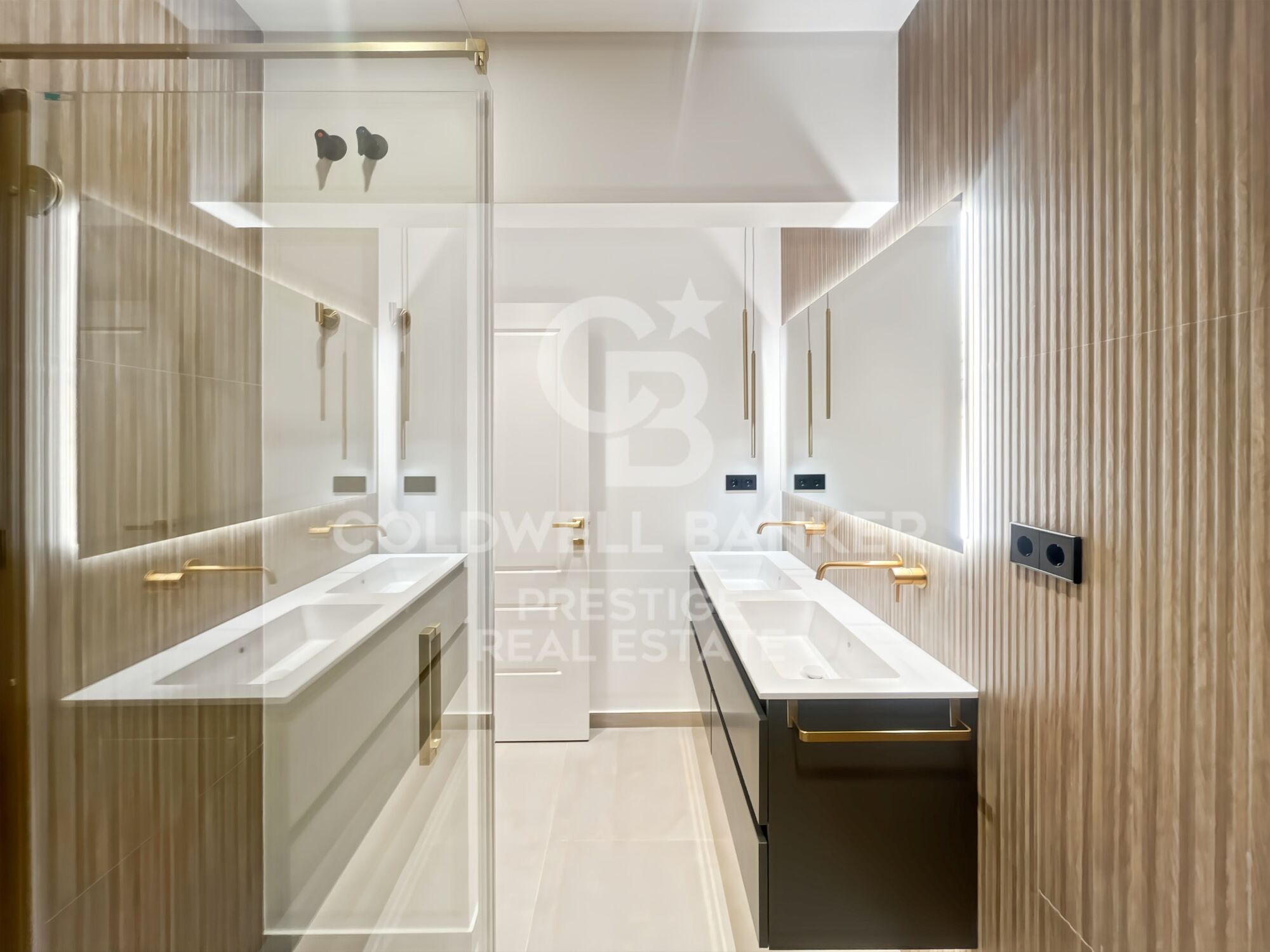 Brand new apartment just a few meters from Francesc Macià, Barcelona