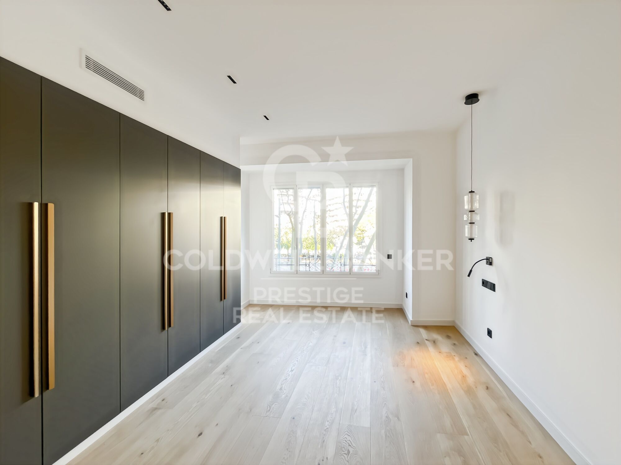 Brand new apartment just a few meters from Francesc Macià, Barcelona