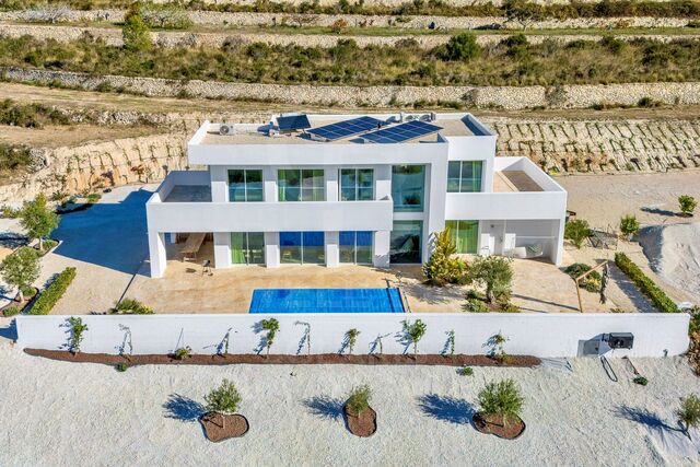 Exclusiva villa Saona de obra nueva en Benitachell sobre gran parcela