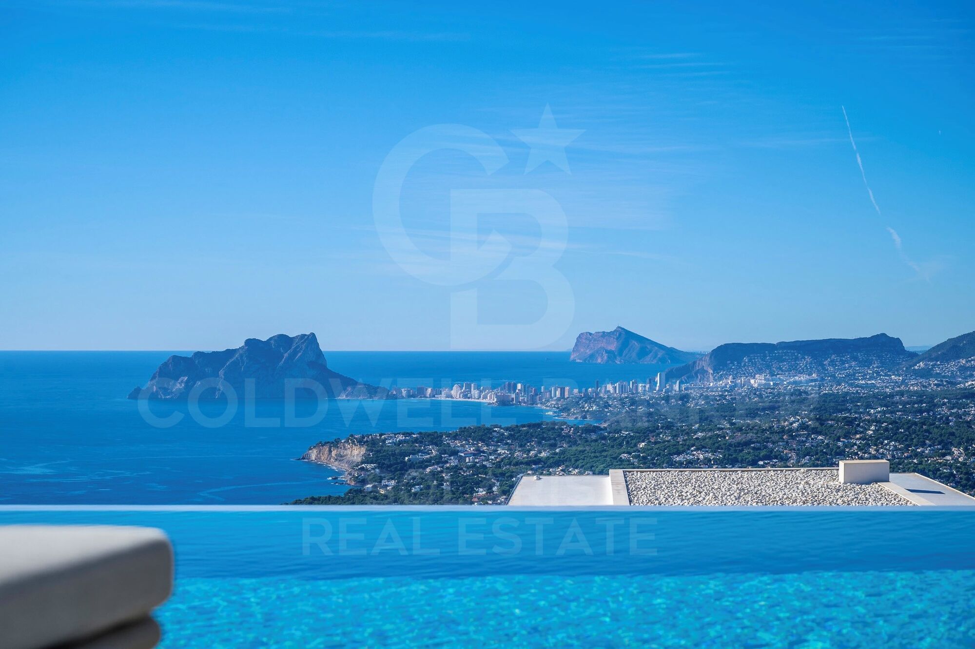 Villa Mar Aeterna - Exclusiva villa de lujo con vistas panorámicas al mar en Cumbre del Sol