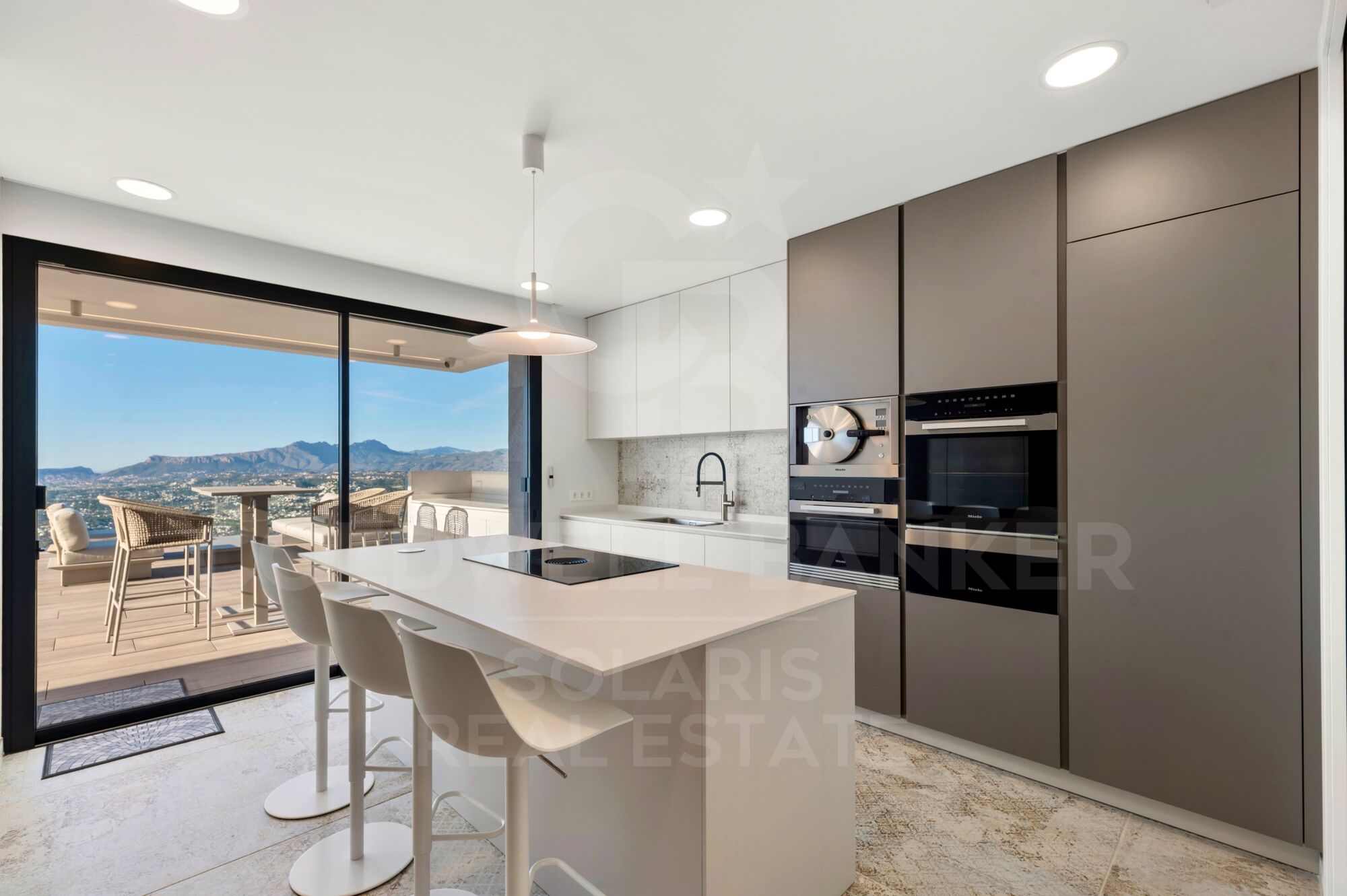 Villa Mar Aeterna - Exclusiva villa de lujo con vistas panorámicas al mar en Cumbre del Sol