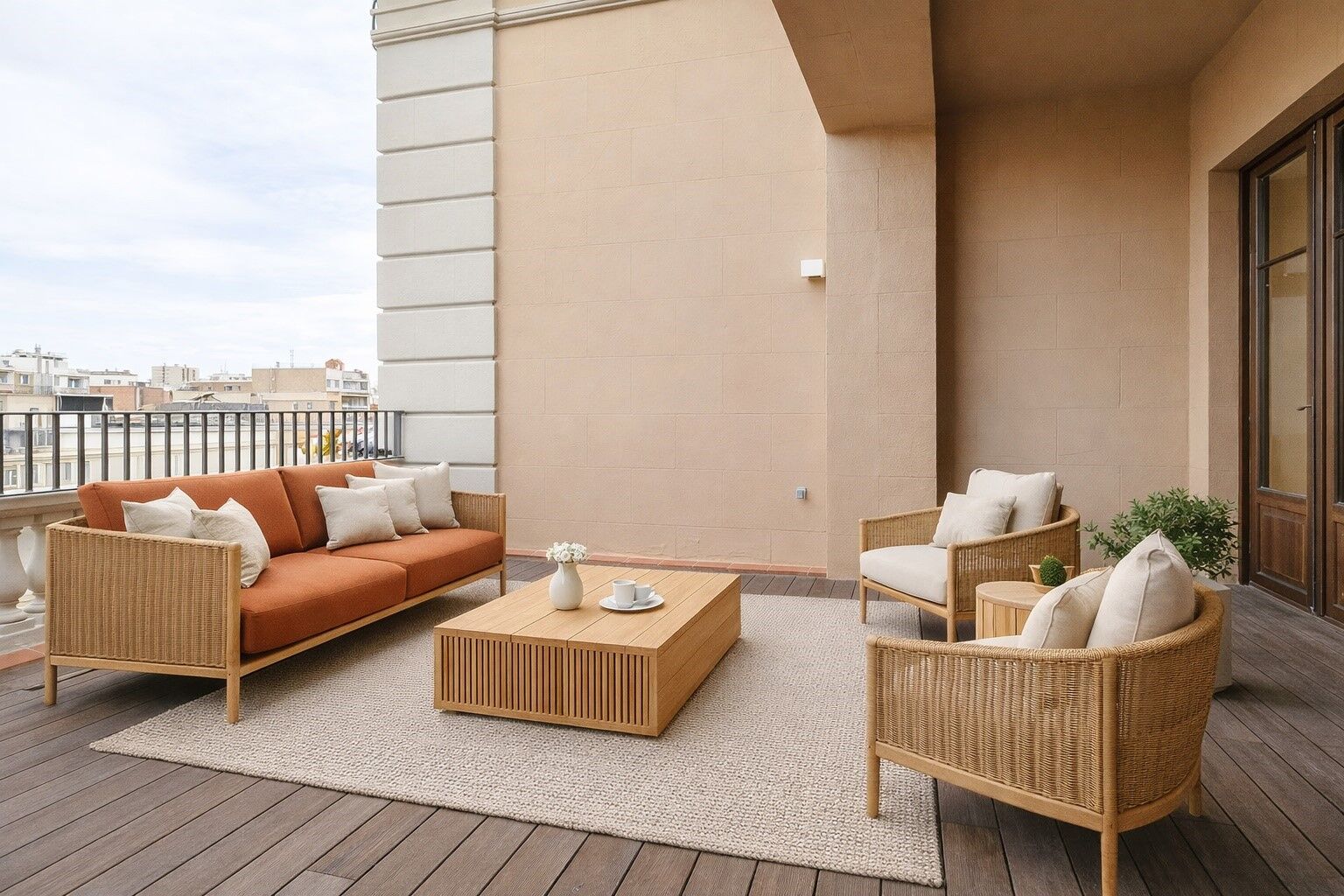 Exclusive duplex penthouse with terrace next to Paseo de Gracia