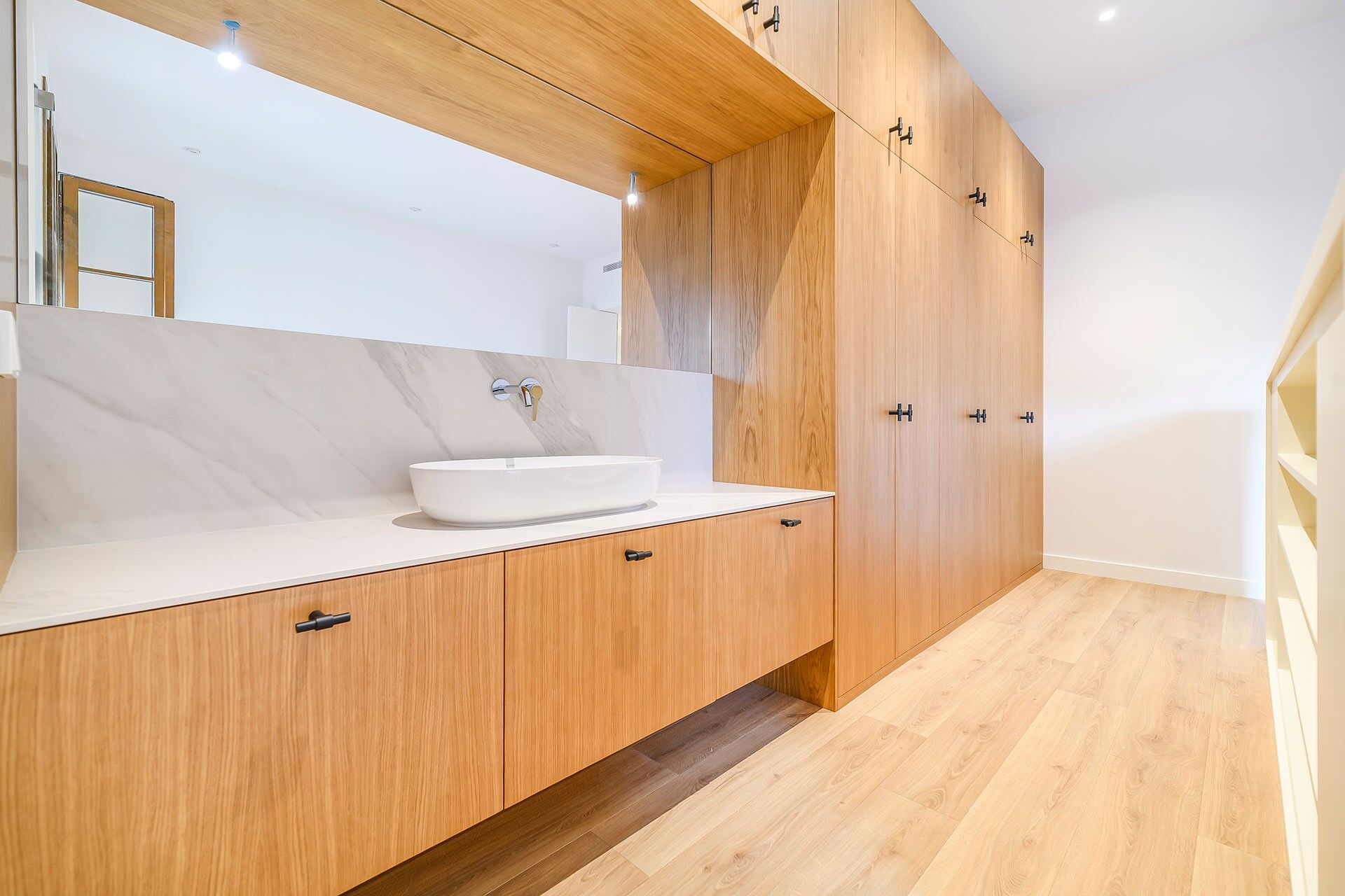 Exclusive duplex penthouse with terrace next to Paseo de Gracia