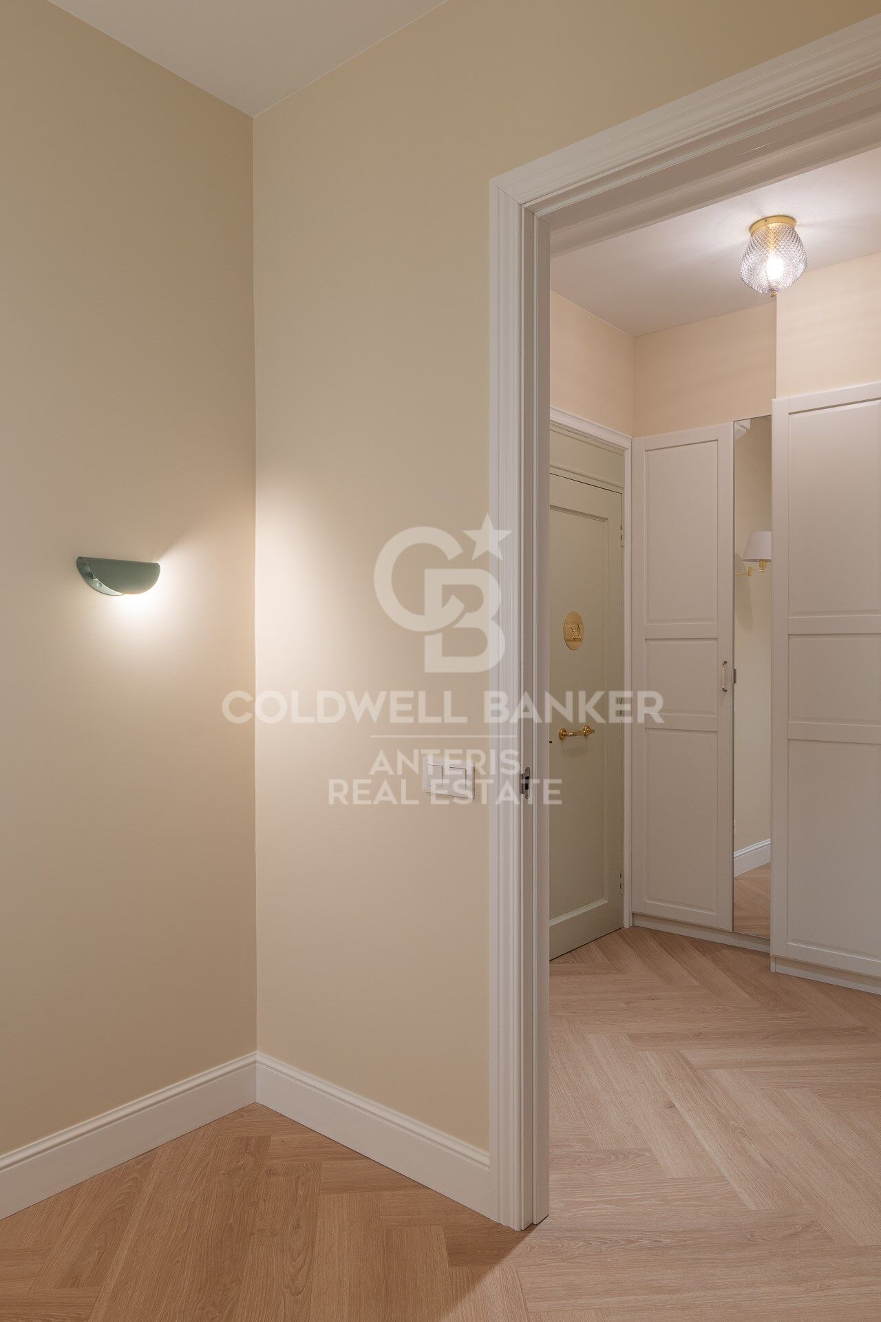 Exclusive renovated apartment in Gràcia