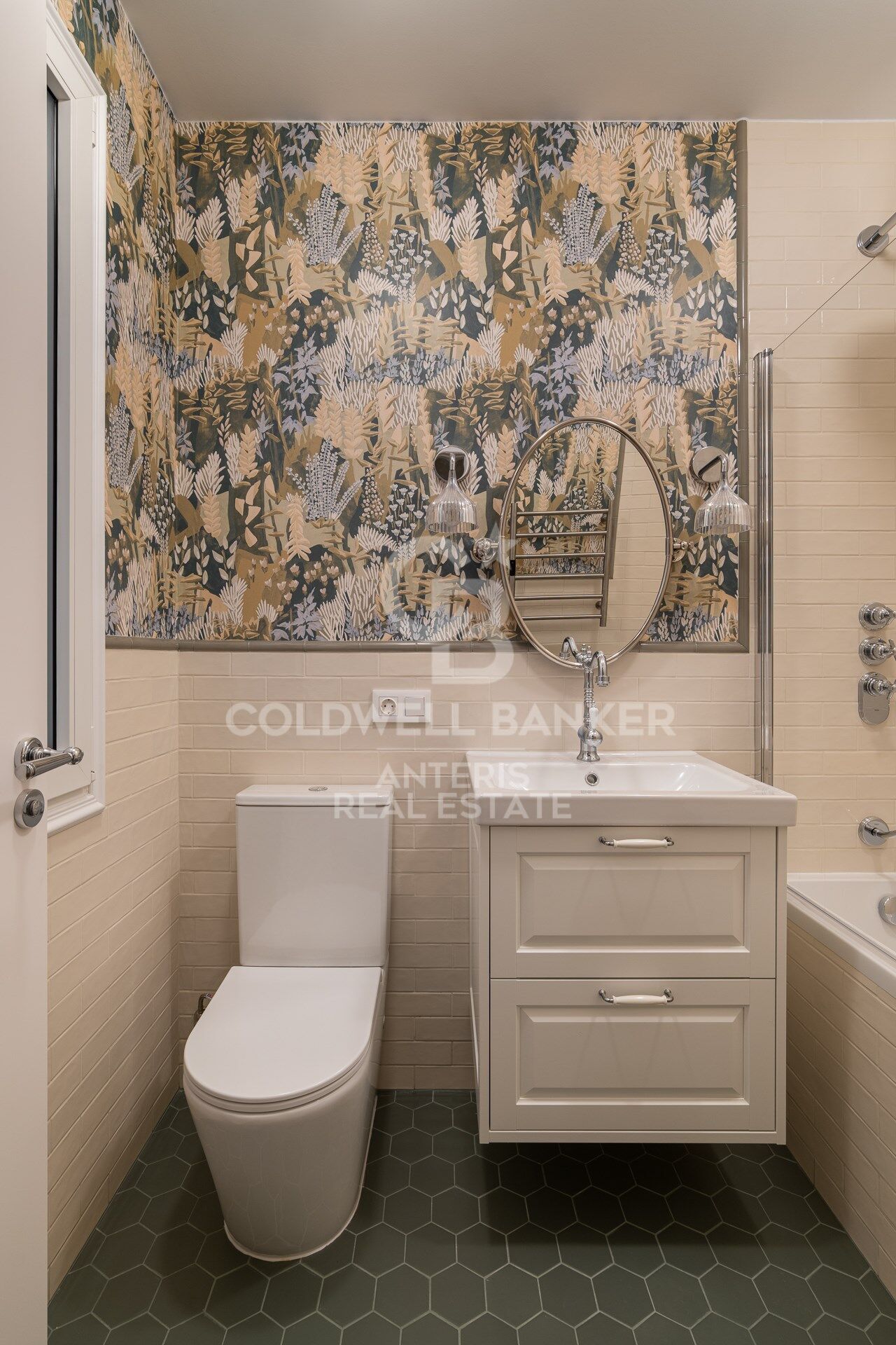 Exclusive renovated apartment in Gràcia