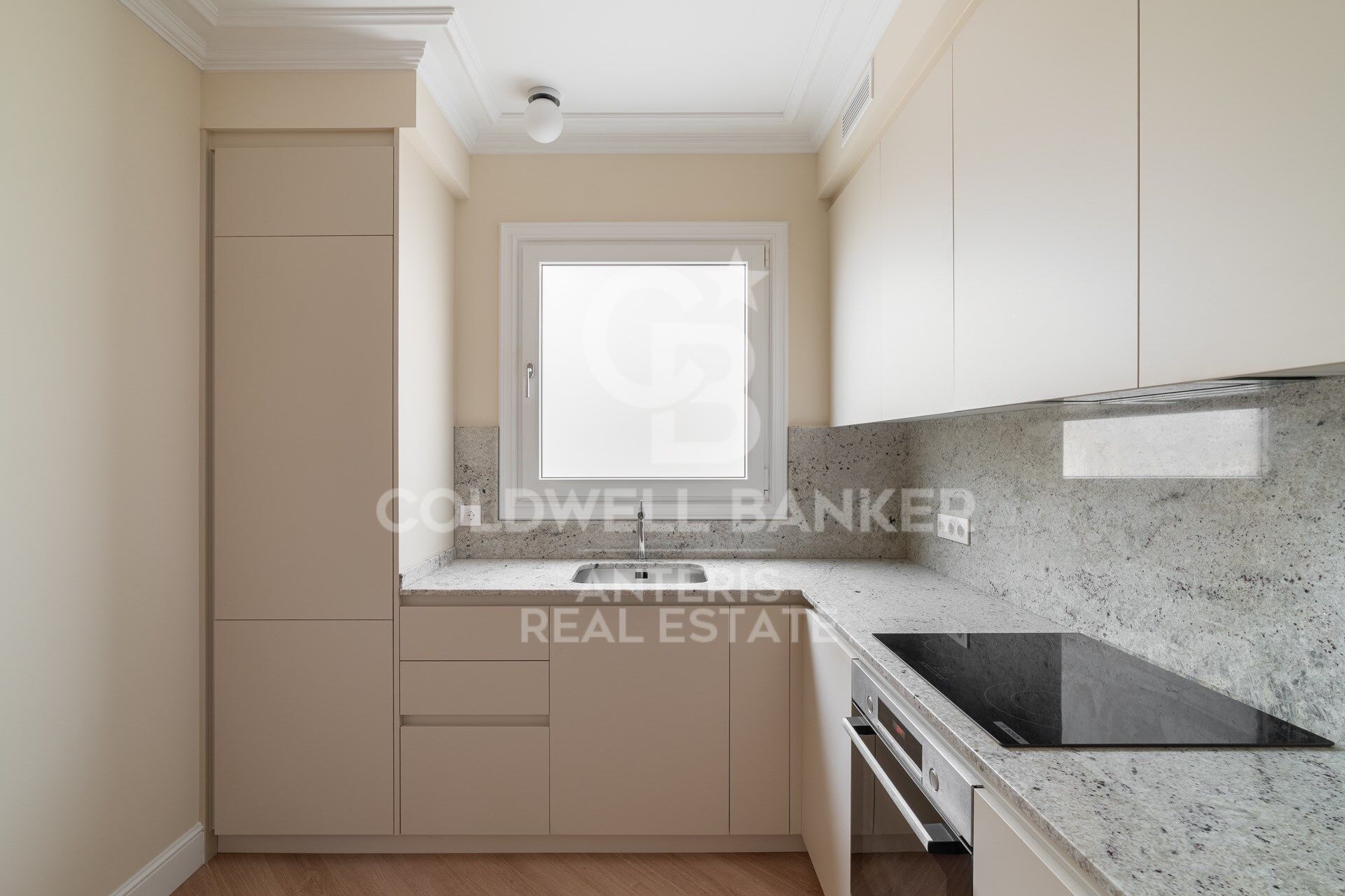 Exclusive renovated apartment in Gràcia