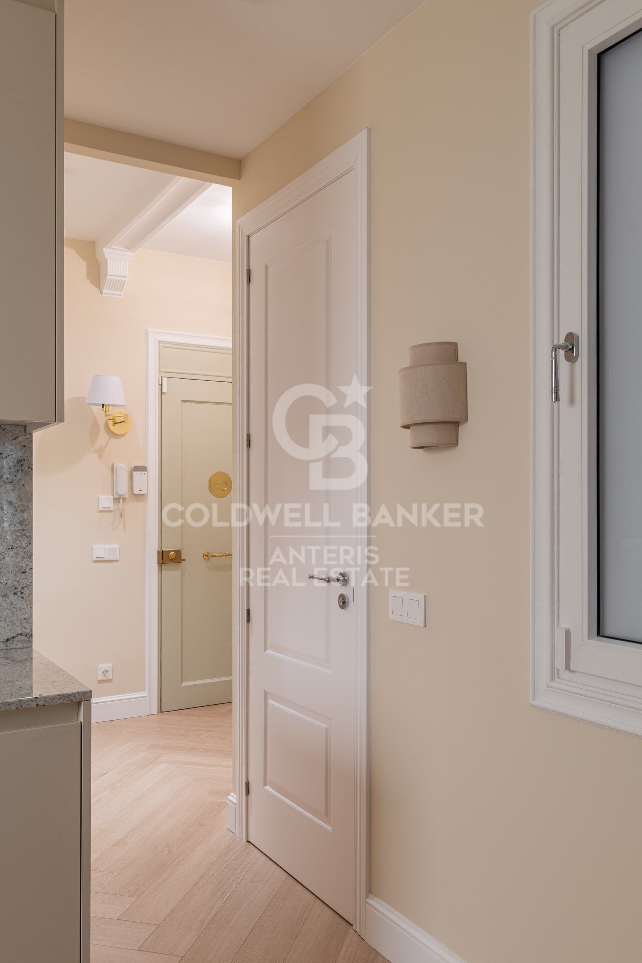 Exclusive renovated apartment in Gràcia