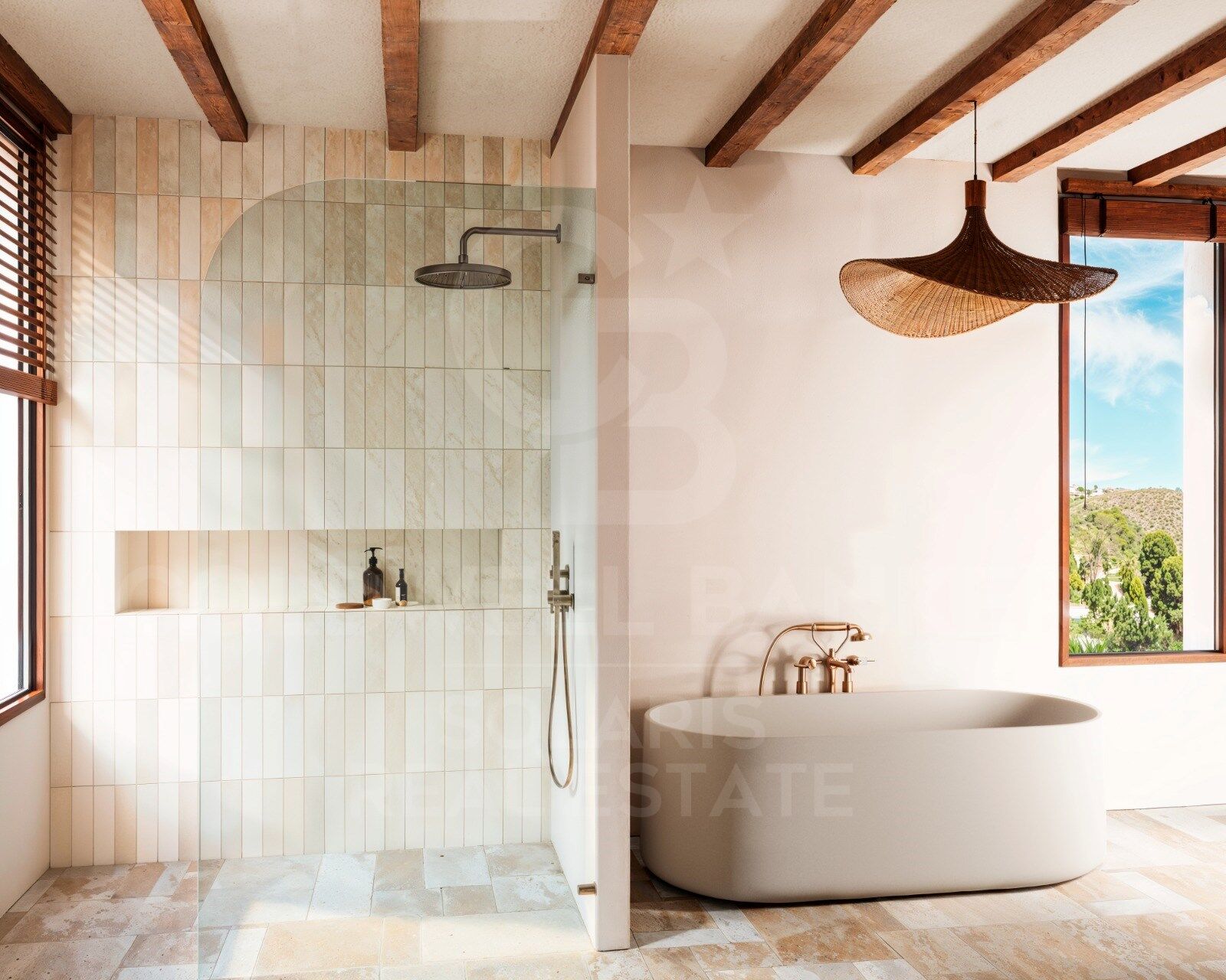 Exclusiva villa de diseño en Moraira con vistas al mar