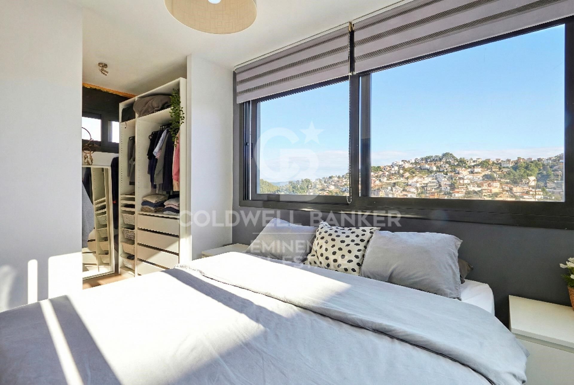 Haus mit 2 Stockwerken 4 Schlafzimmer Verkauf Vallirana