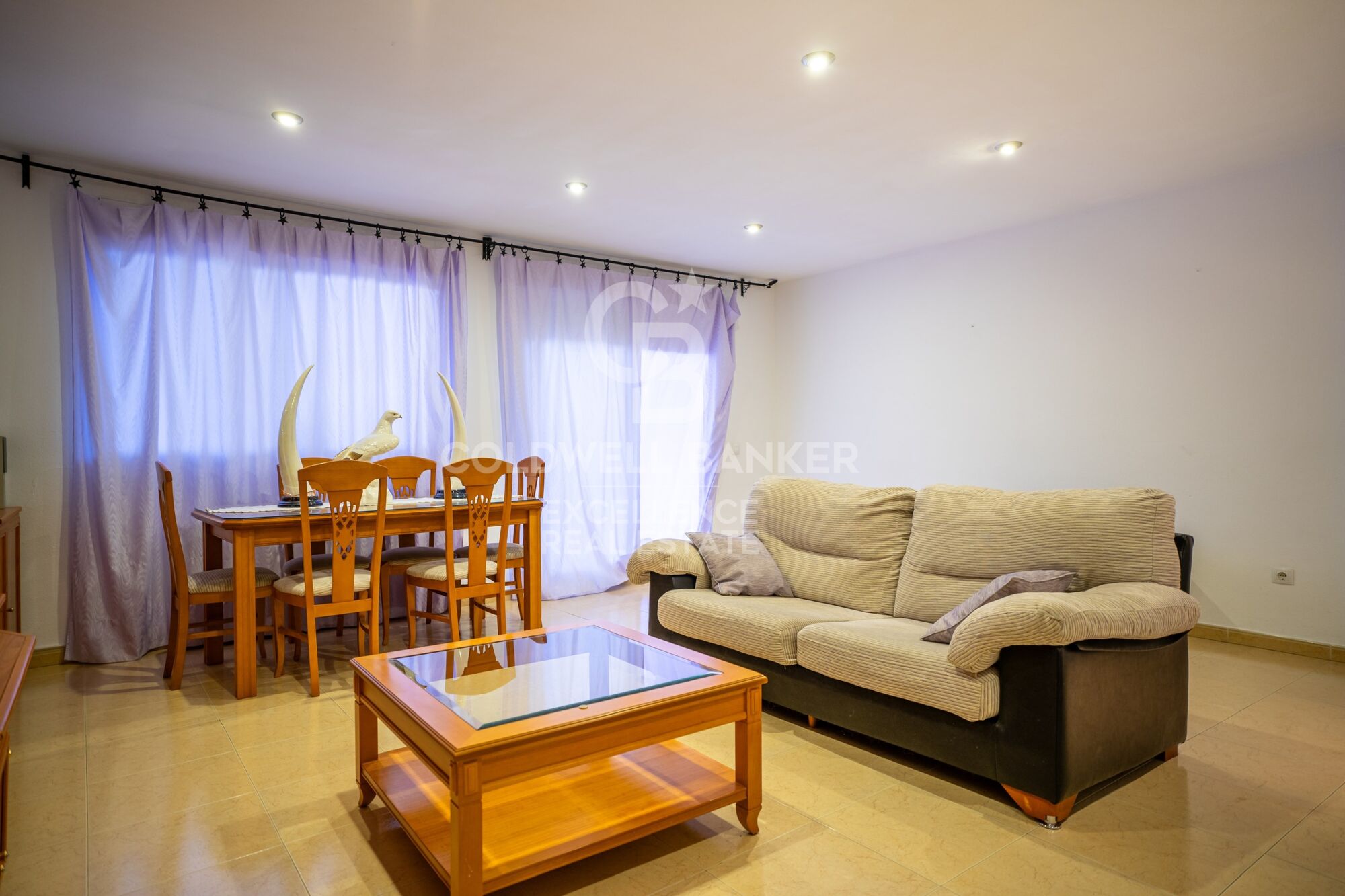 Amplia vivienda adosada de 198 m2 en Benadresa, Castellón