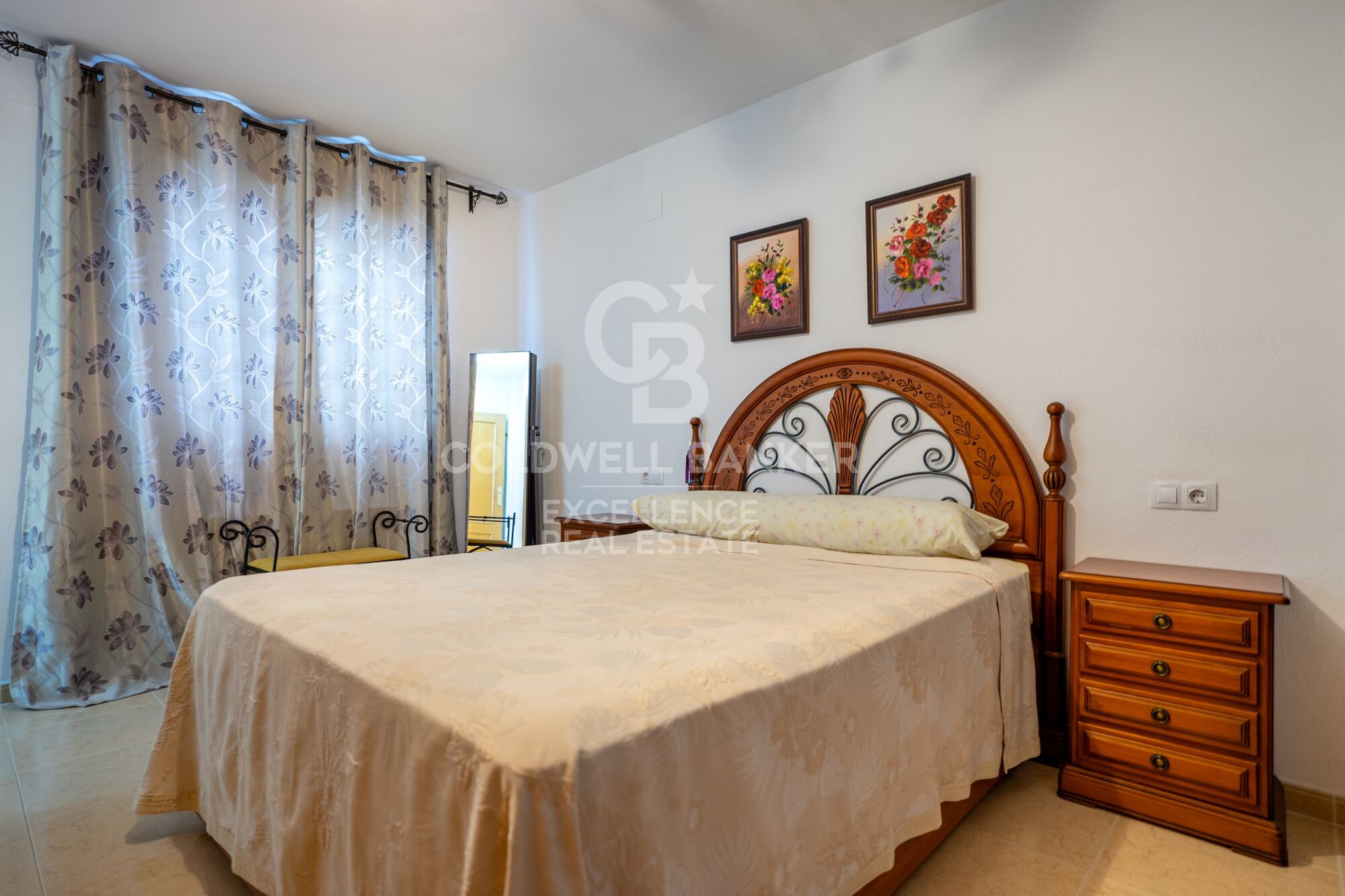 Amplia vivienda adosada de 198 m2 en Benadresa, Castellón