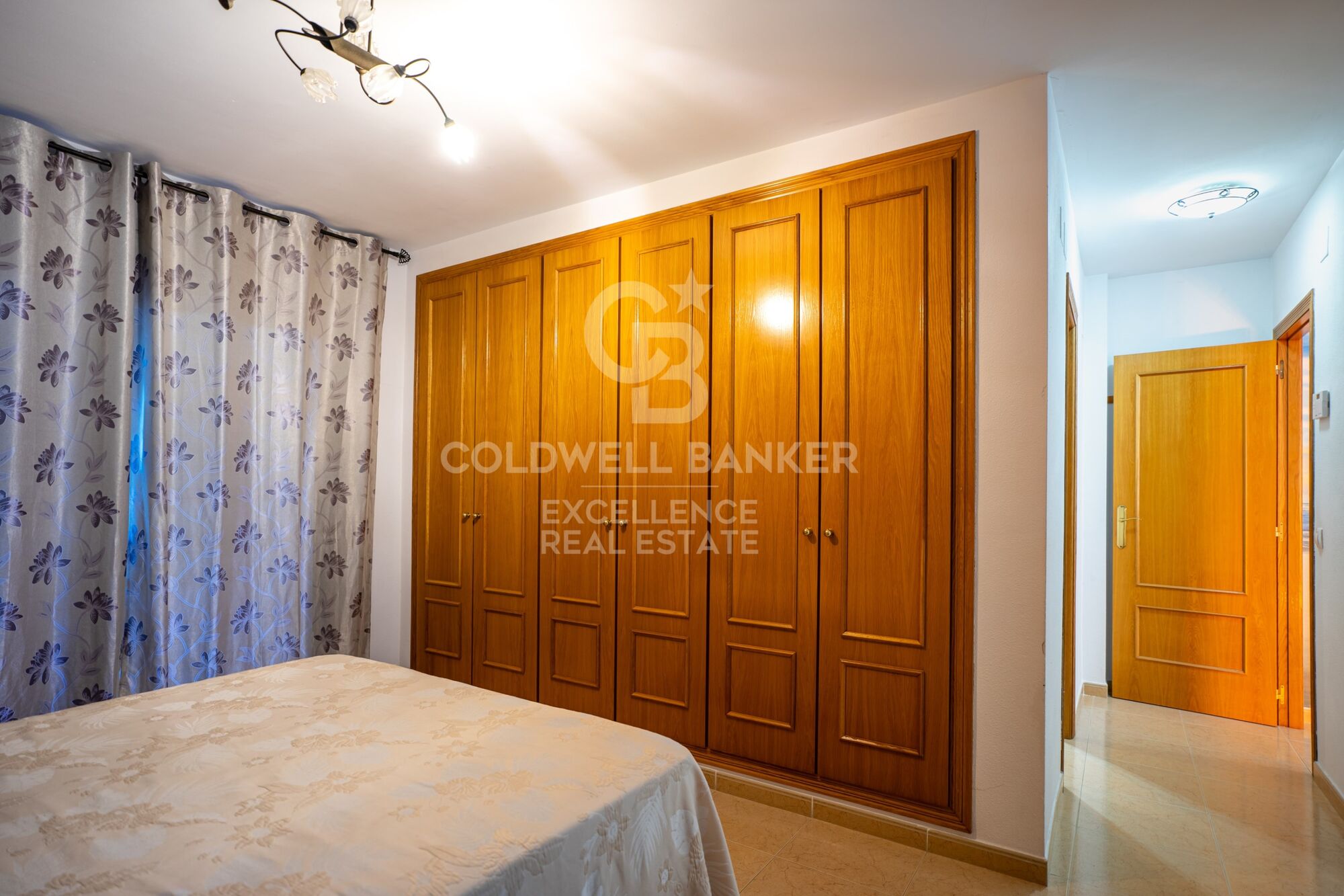 Amplia vivienda adosada de 198 m2 en Benadresa, Castellón