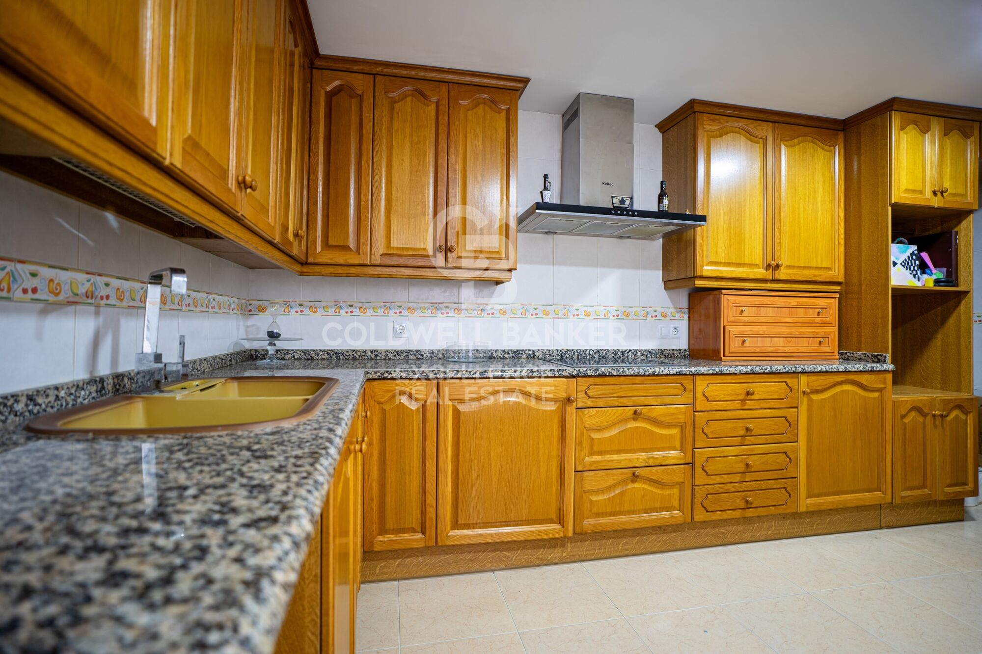 Geräumiges 198 m2 Doppelhaus in Benadresa, Castellón