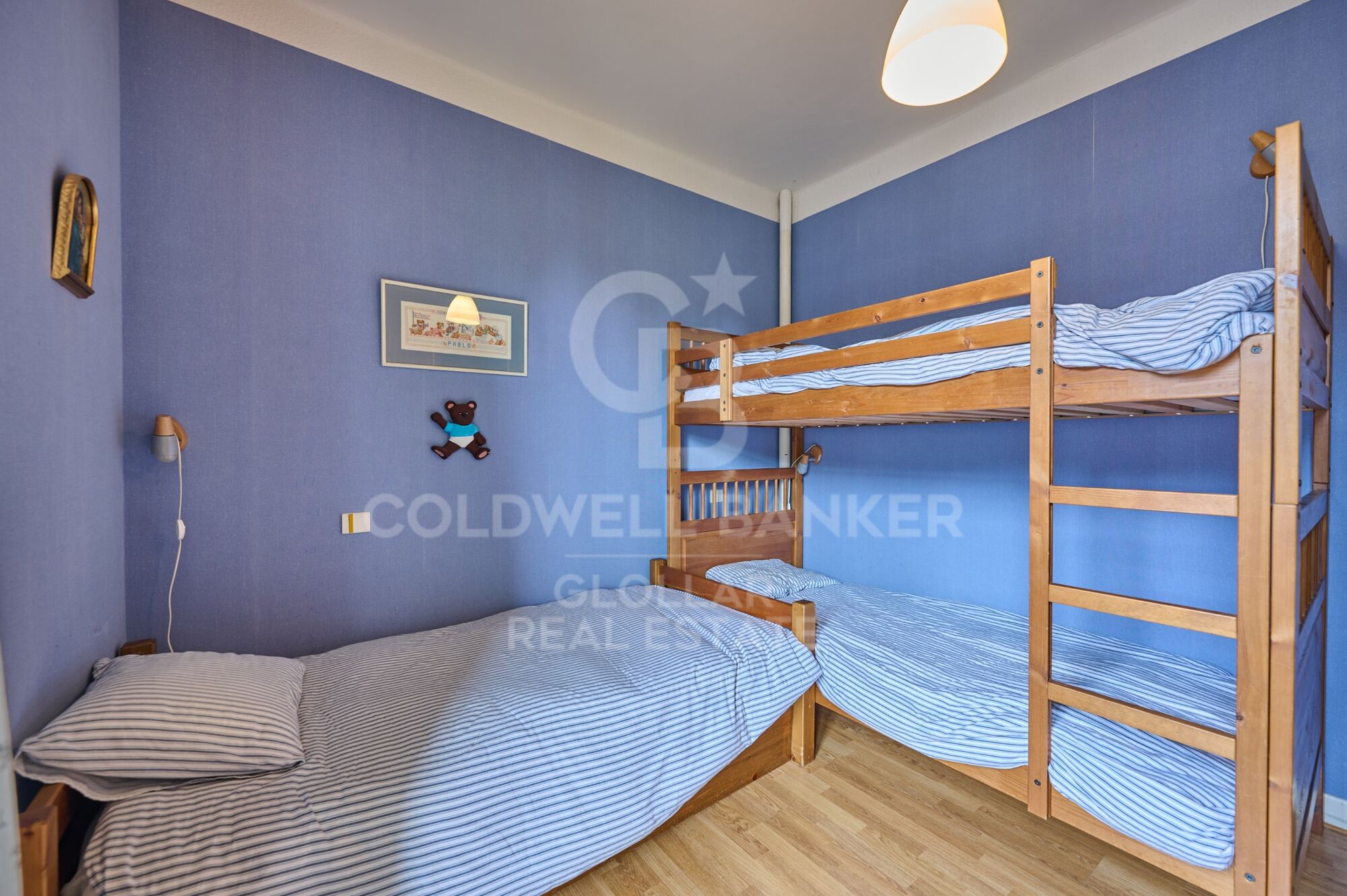 Luminoso apartamento esquinero en el centro de Bourg-Madame