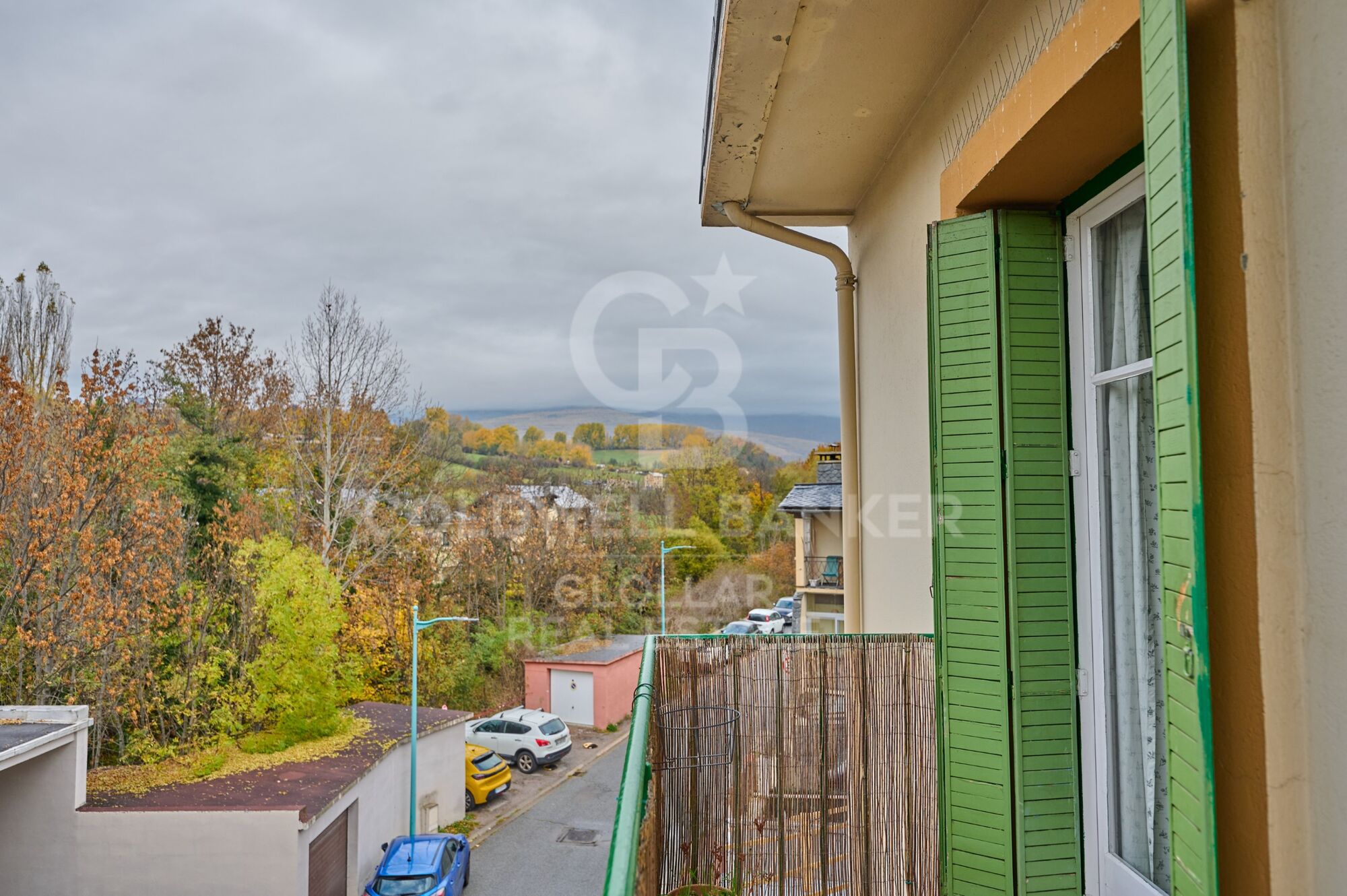 Luminoso apartamento esquinero en el centro de Bourg-Madame