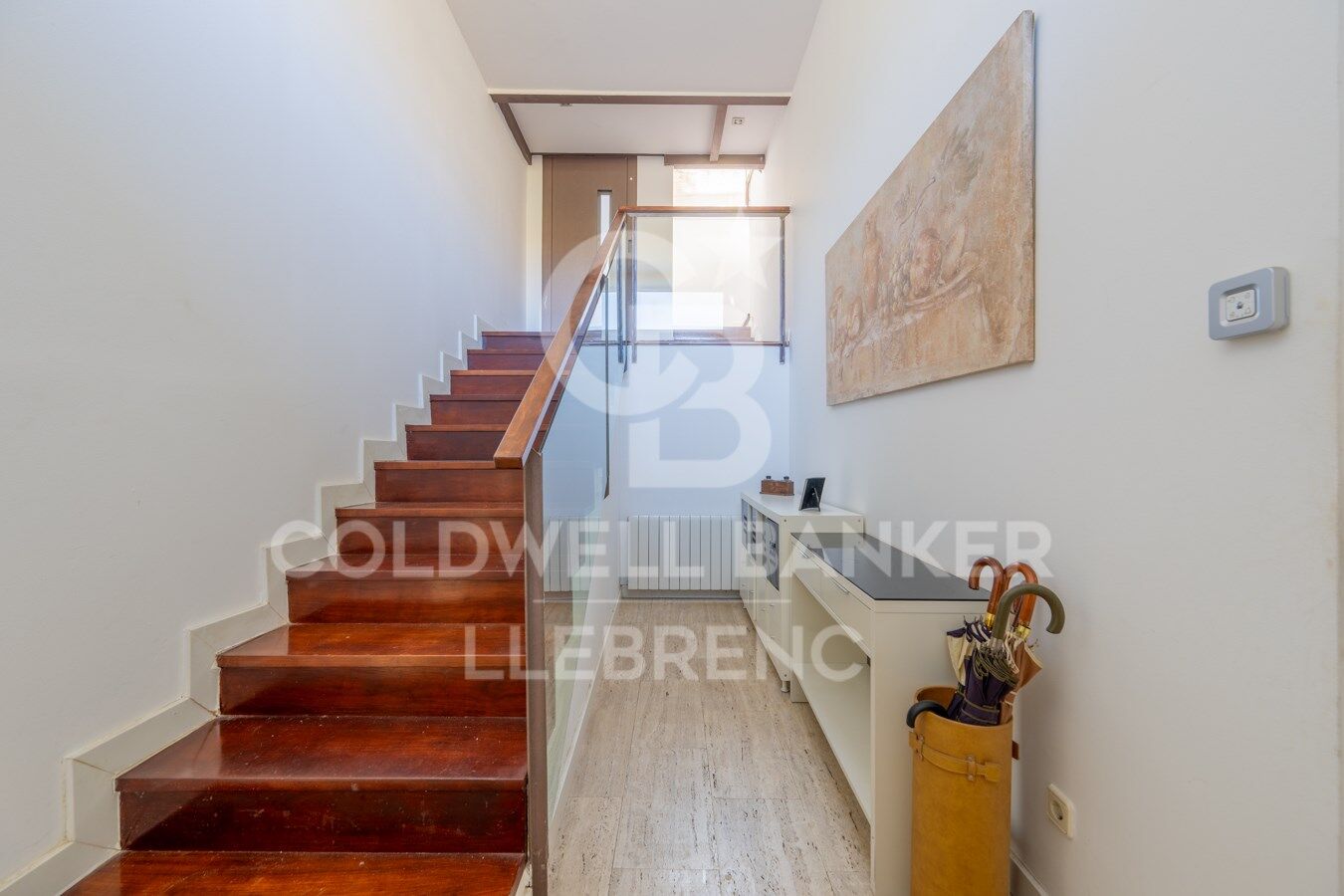 Maison merveilleuse, super lumineuse avec un jardin dans un environnement privilégié