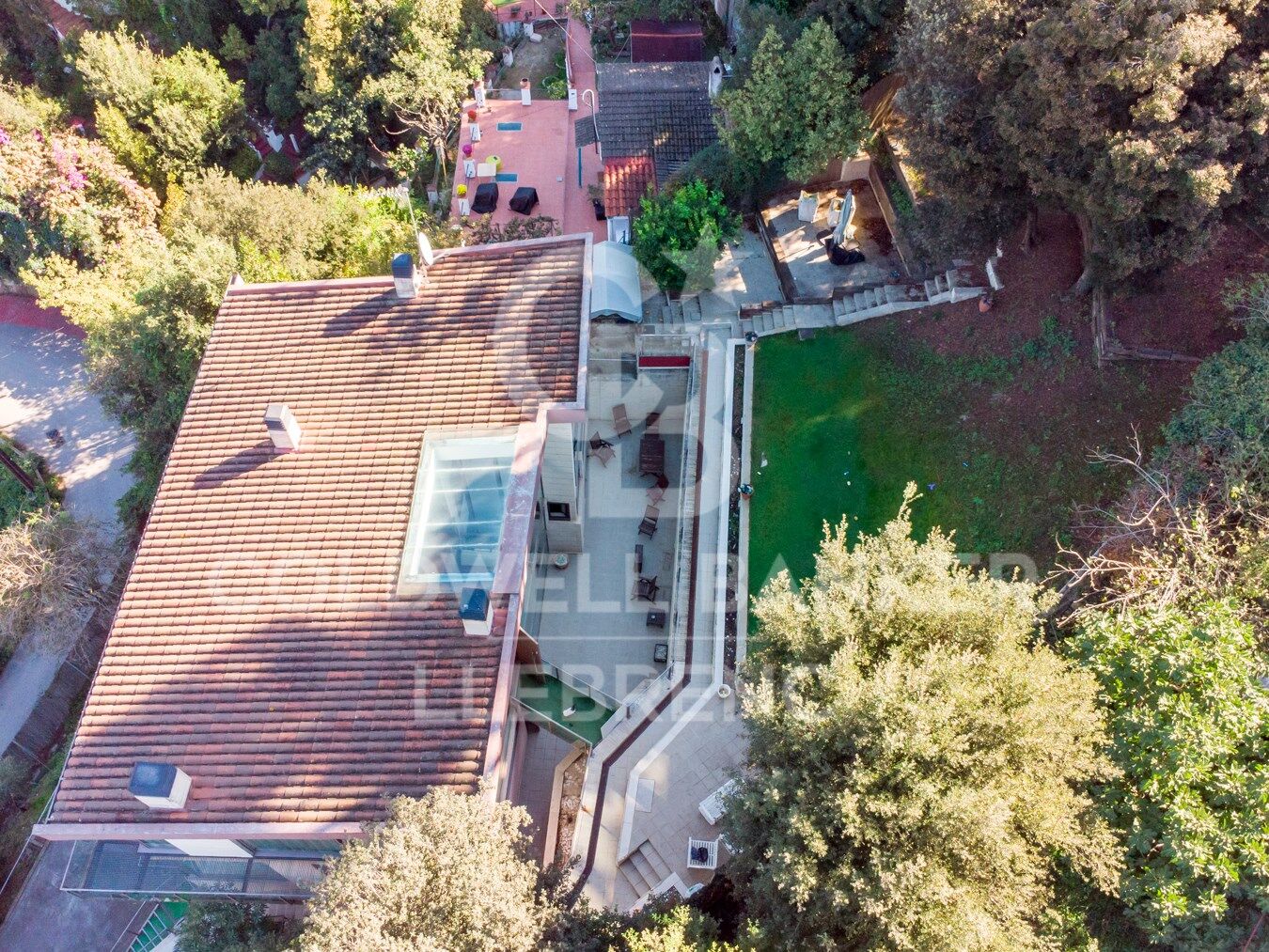 SPECTACULAR VERY SUNNY HOUSE WITH GARDEN IN A PRIVILEGED ENVIRONMENT