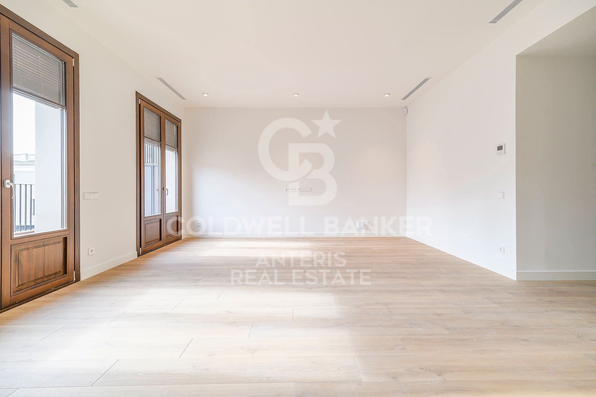 Exclusive penthouse with terrace in Dreta de l'Eixample