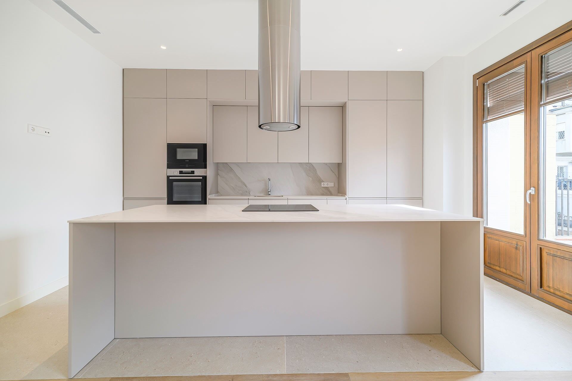 Exclusive penthouse with terrace in Dreta de l'Eixample
