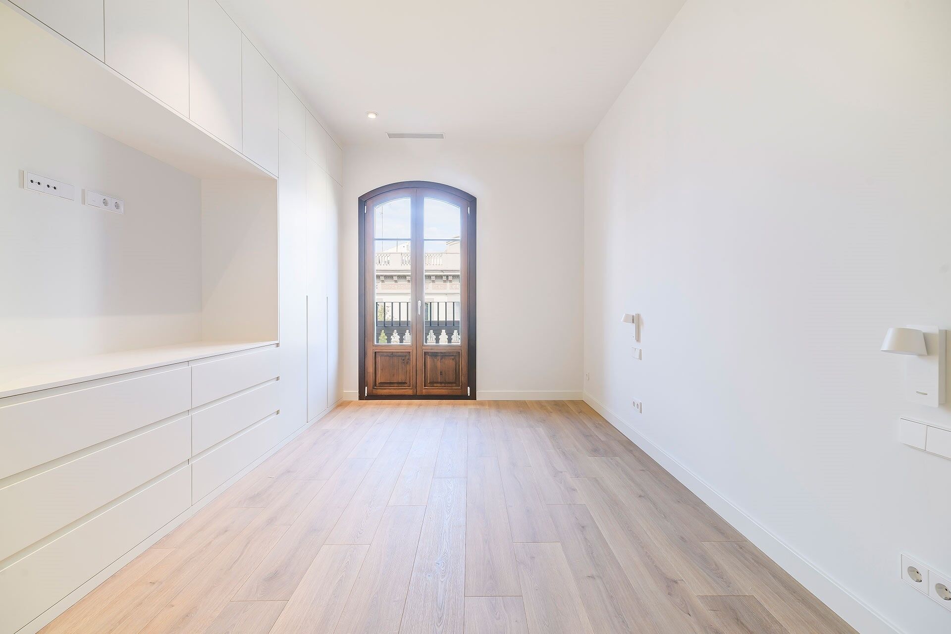 Exclusive penthouse with terrace in Dreta de l'Eixample