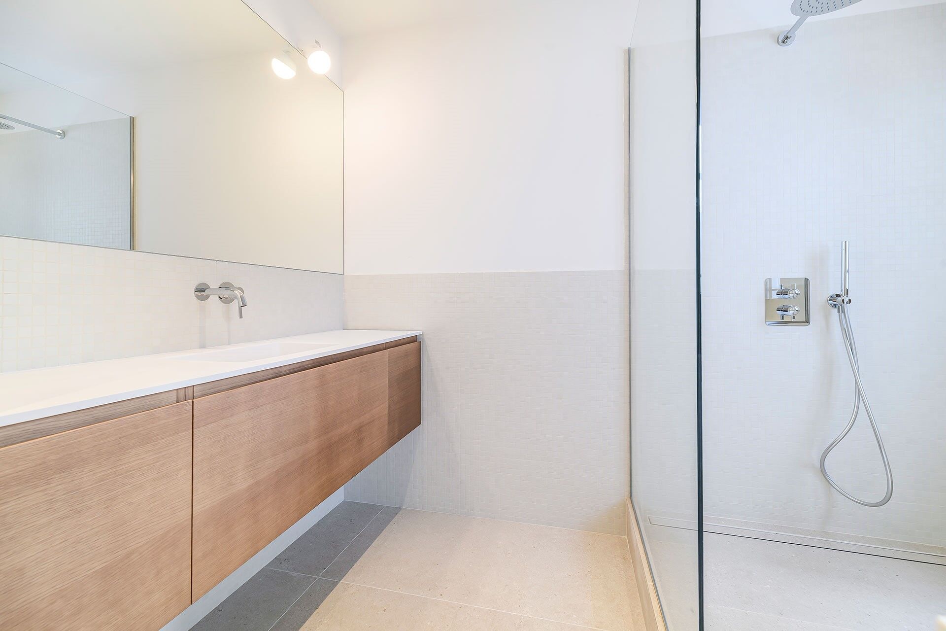 Exclusive penthouse with terrace in Dreta de l'Eixample