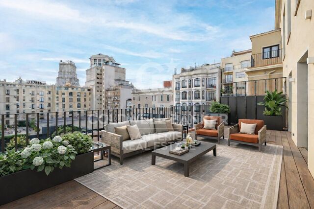 Ático exclusivo con terraza en la Dreta de l'Eixample