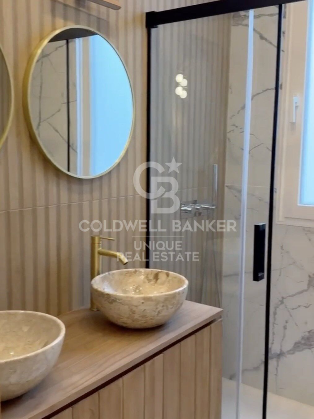 2-bedroom penthouse with terrace in Castellana, Madrid