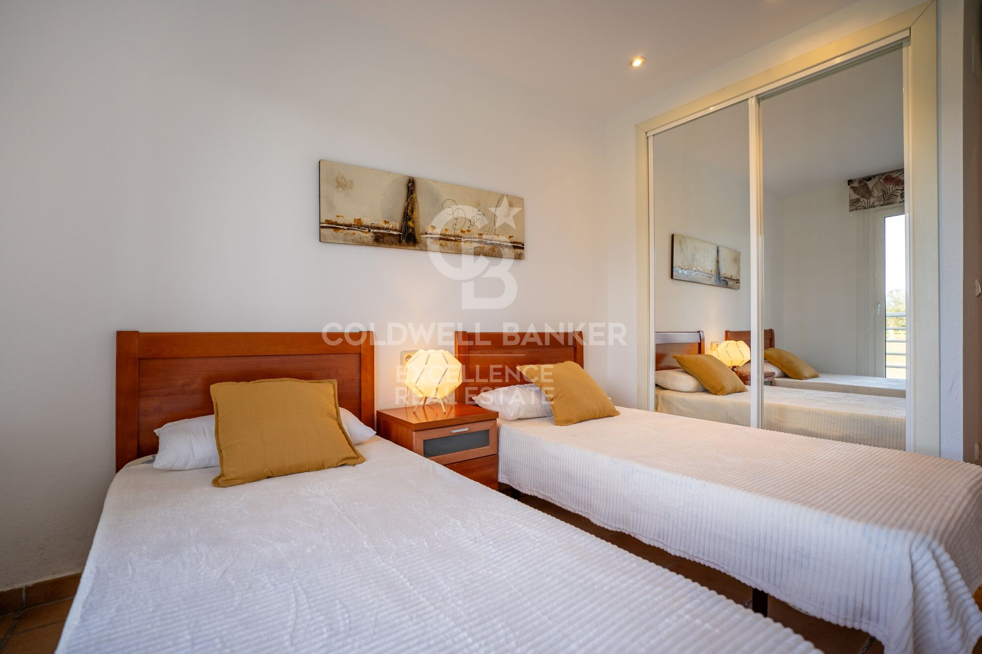 Chalet Adosado en Urb. Panorámica Golf, Sant Jordi - Castellón.