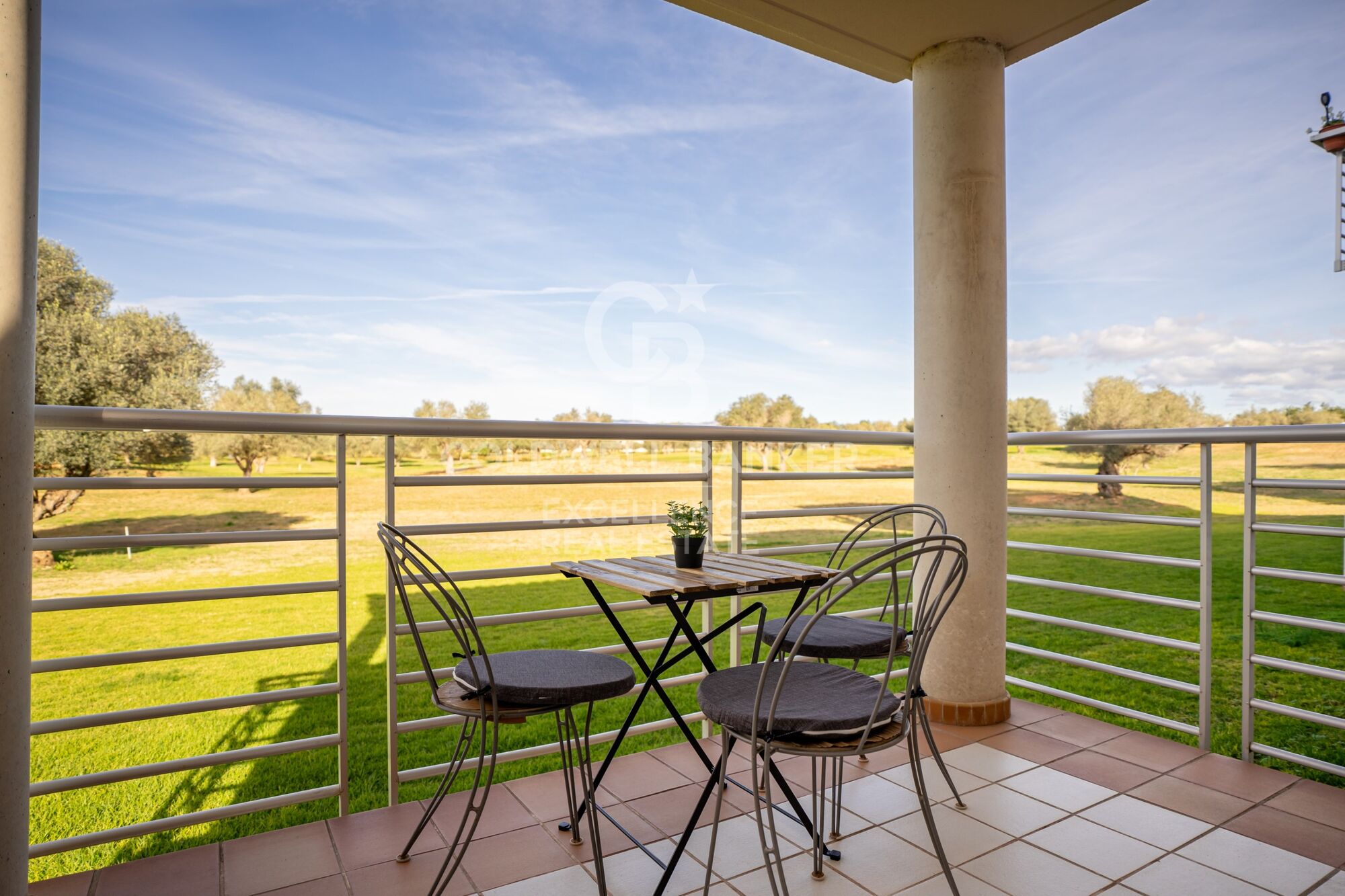 Chalet Adosado en Urb. Panorámica Golf, Sant Jordi - Castellón.