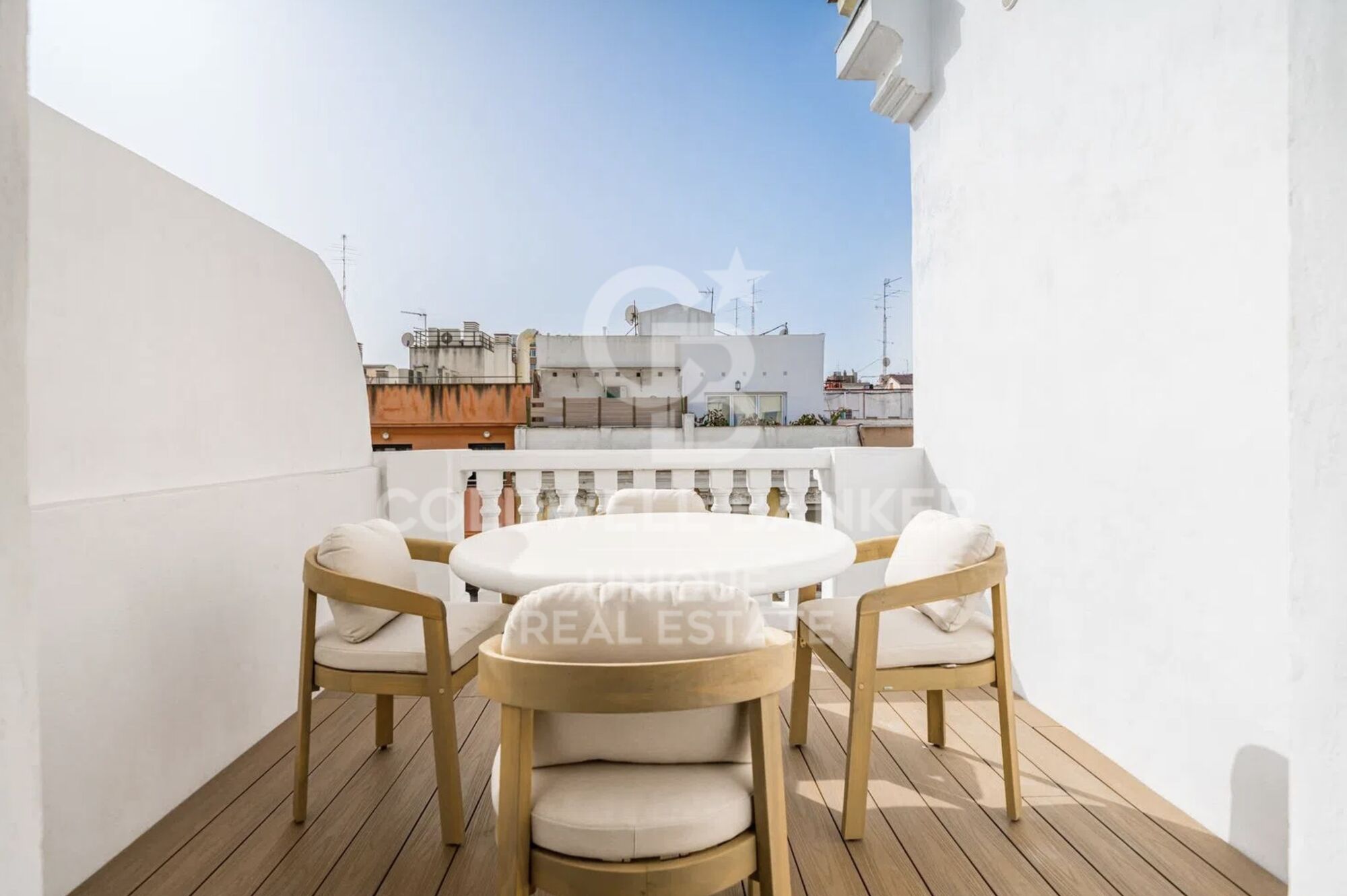 Ático con terraza de dos dormitorios en Goya, Madrid