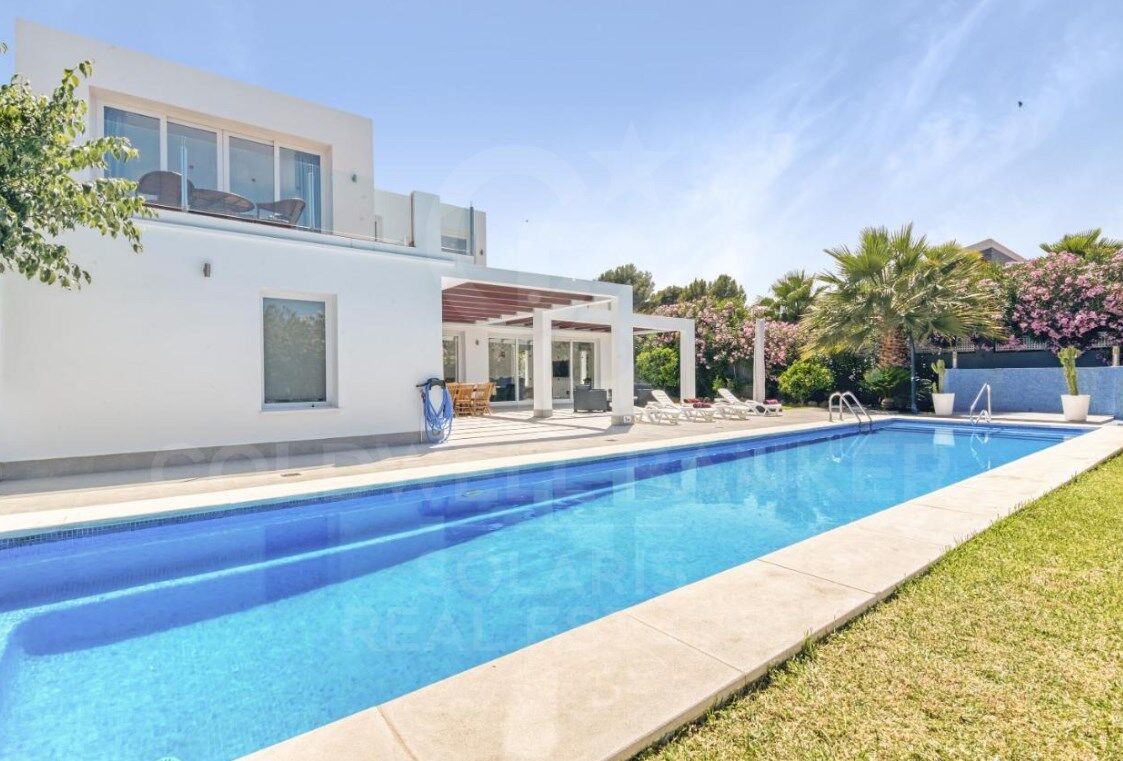 Villa Rio Mundo - Luxueusement meublée avec licence touristique et emplacement privilégié