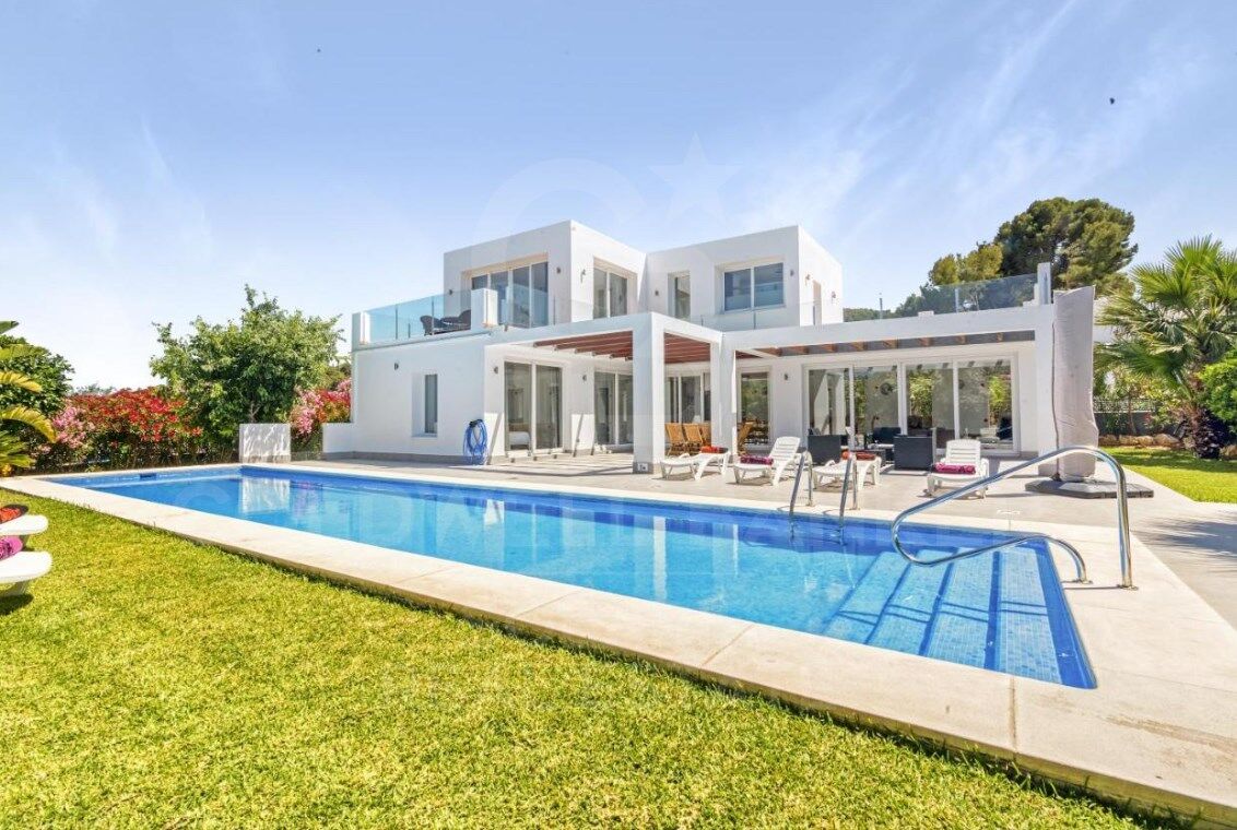 Villa Rio Mundo - Luxueusement meublée avec licence touristique et emplacement privilégié